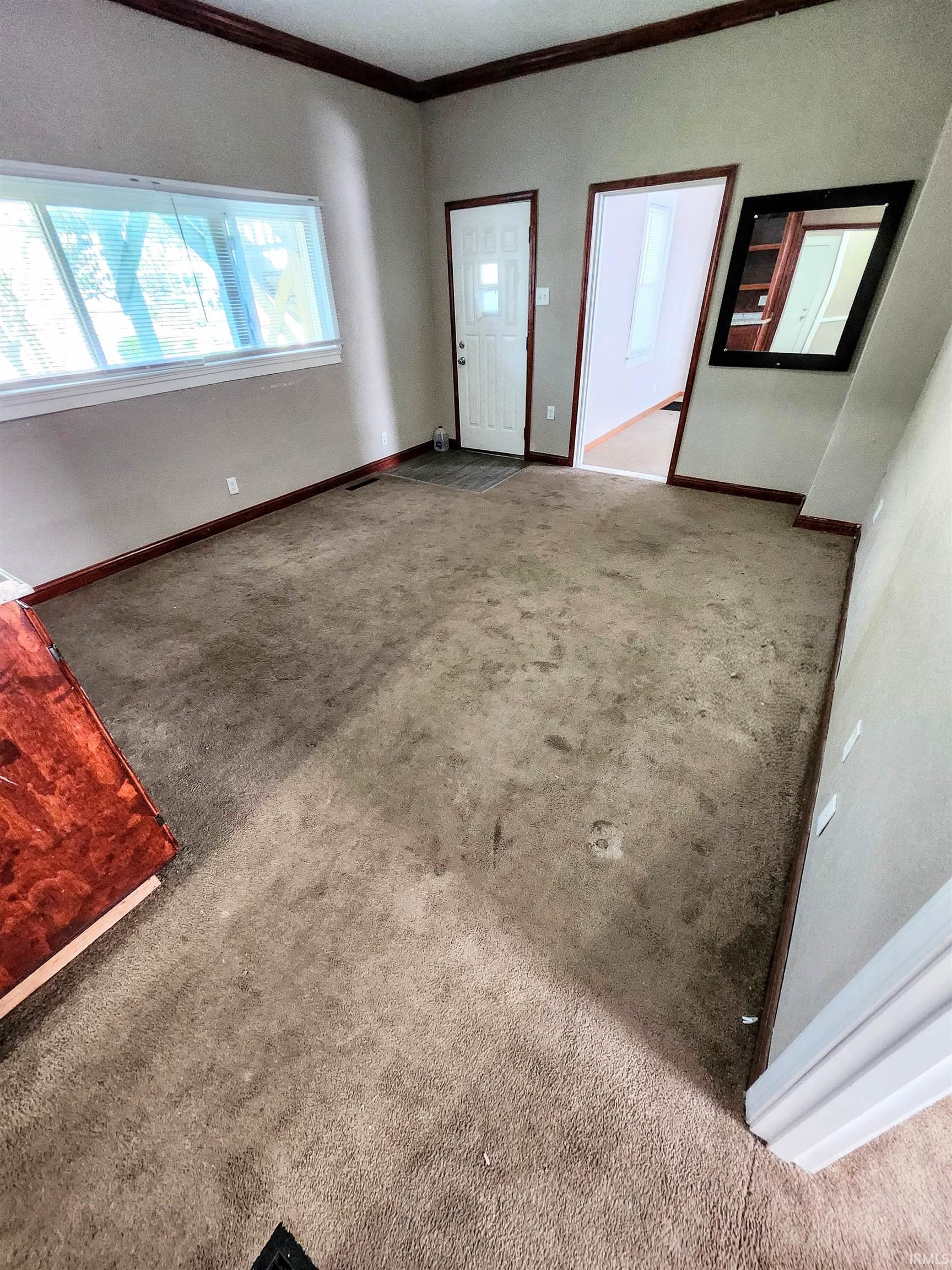 Photo 5 of 436 E Taber Street