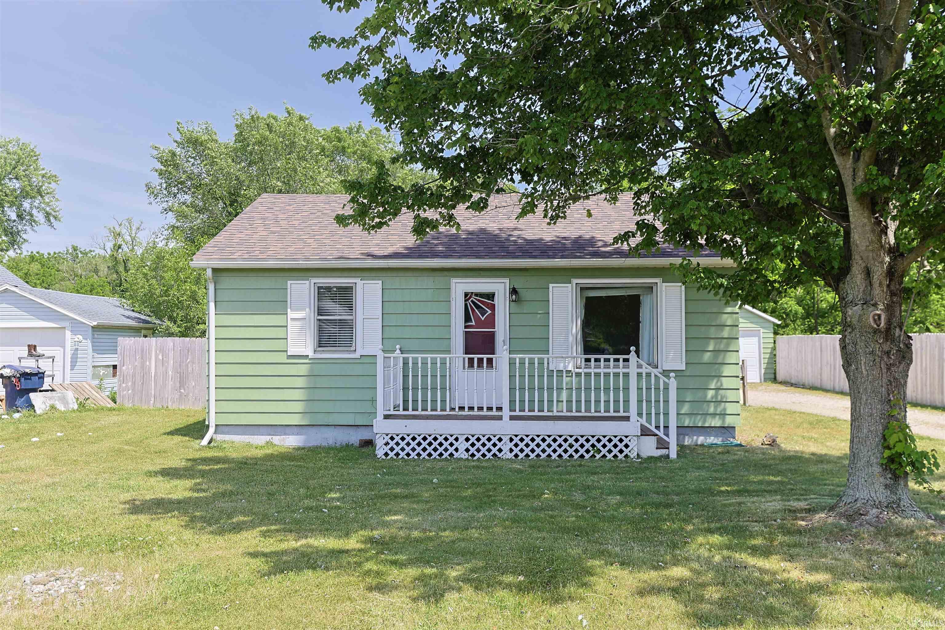 Homes for sale in Osceola, IN | 56738 Ash Rd, Osceola, IN 46561 | MLS# 202621965