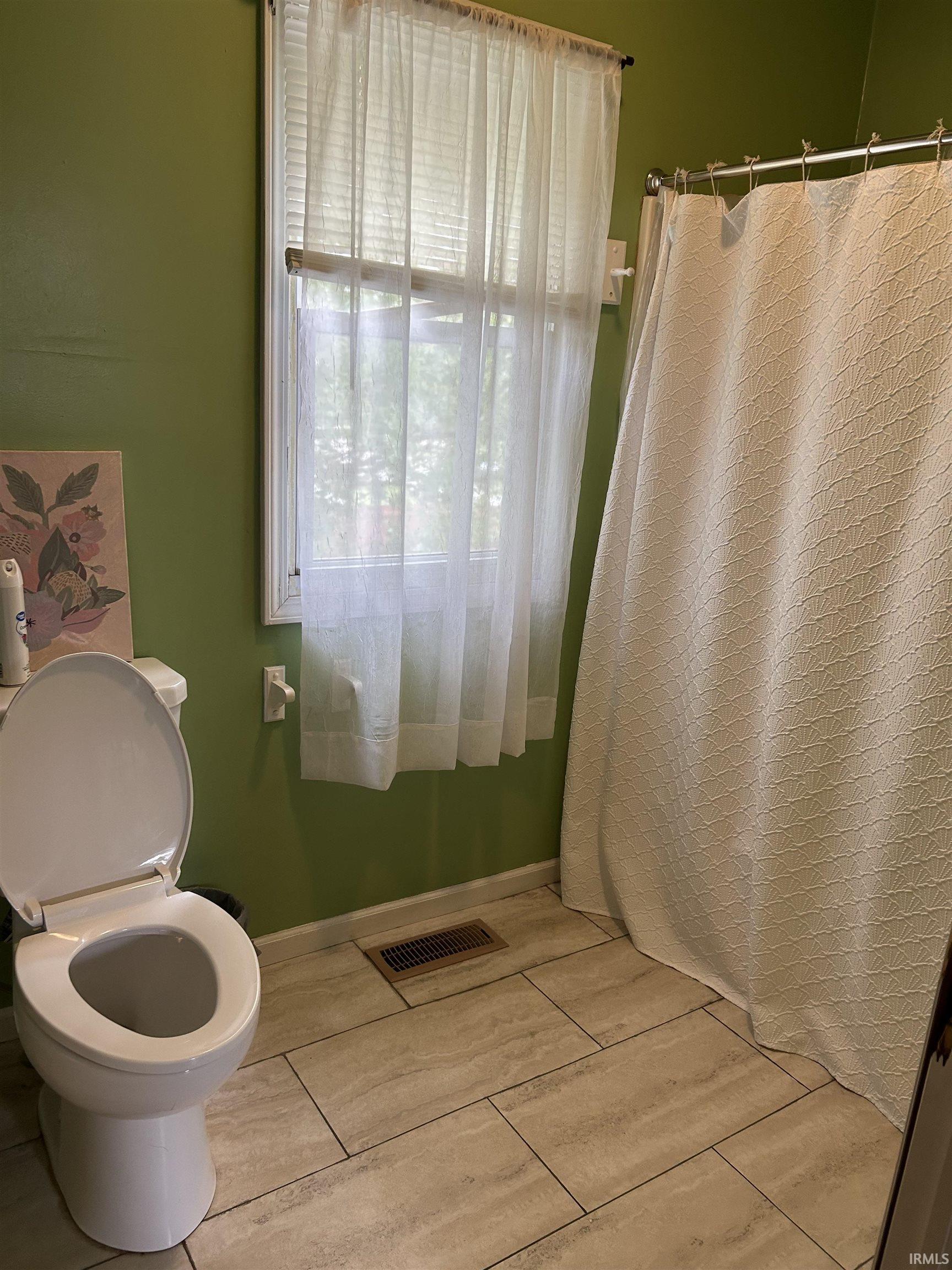 Photo 17 of 4026 S Lafayette Street