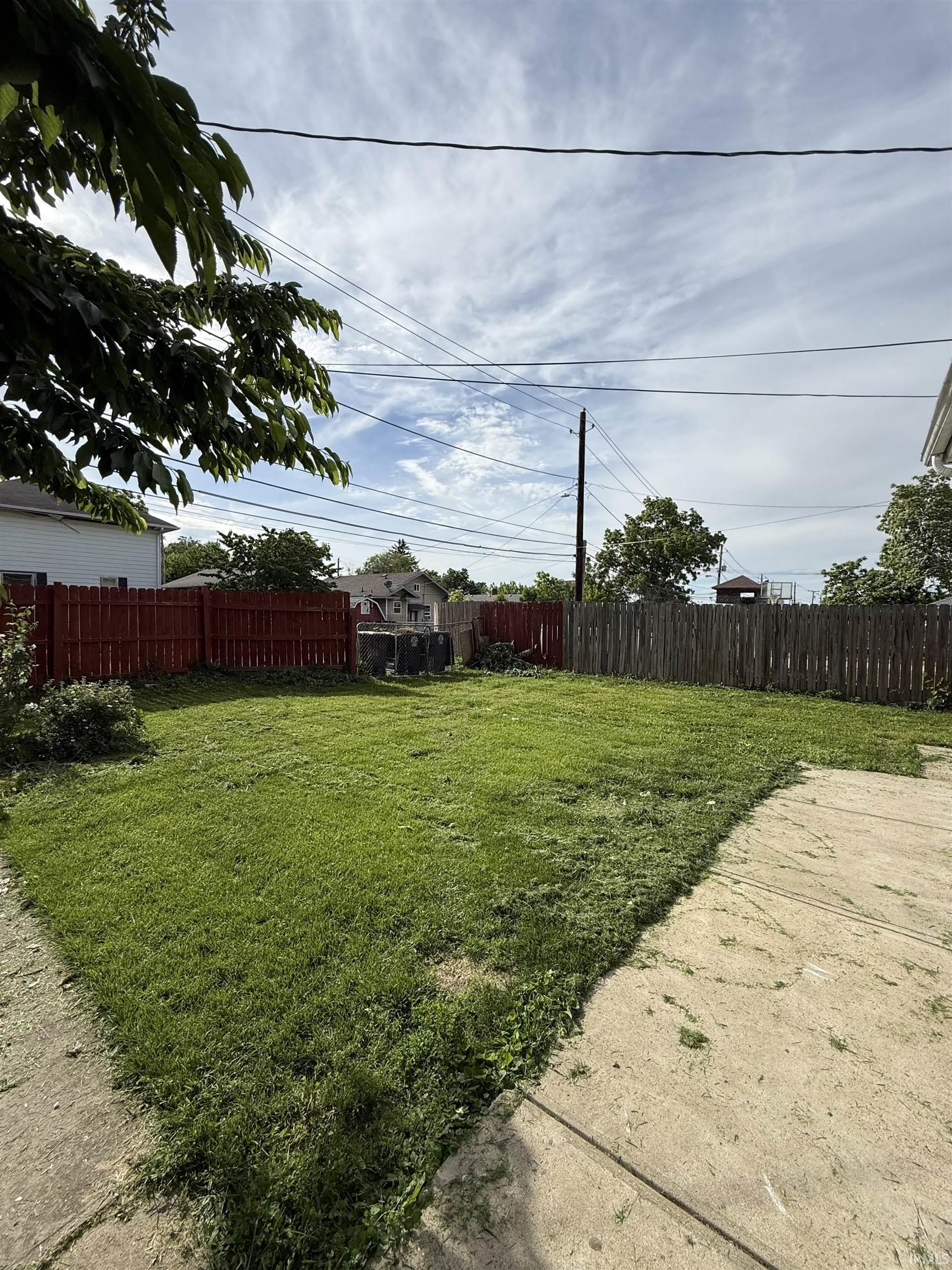 Photo 3 of 4026 S Lafayette Street