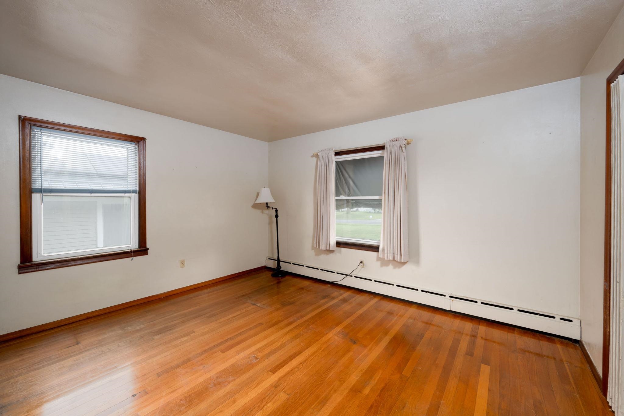 Photo 14 of 5048 Tyrone Road