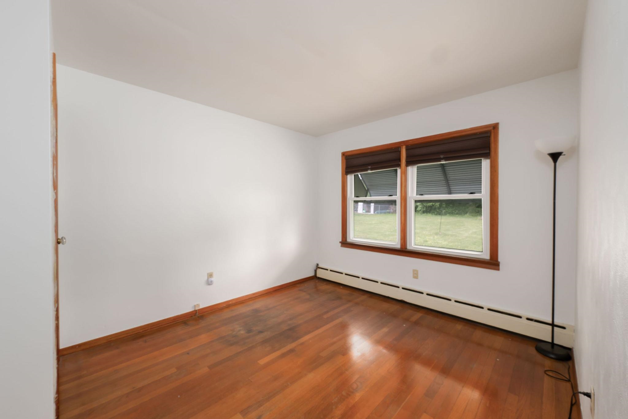 Photo 16 of 5048 Tyrone Road