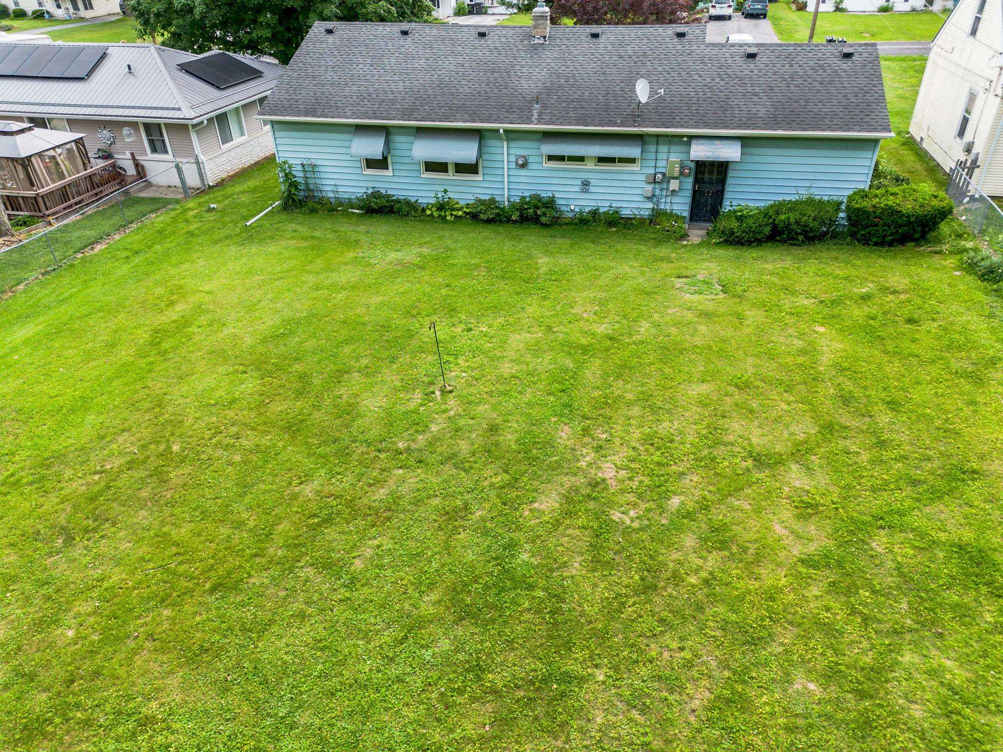 Photo 33 of 5048 Tyrone Road