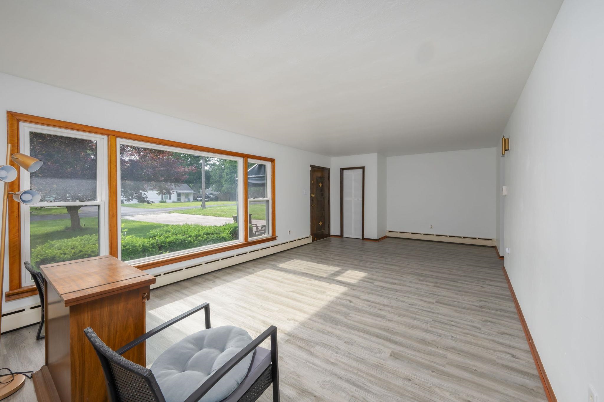 Photo 8 of 5048 Tyrone Road