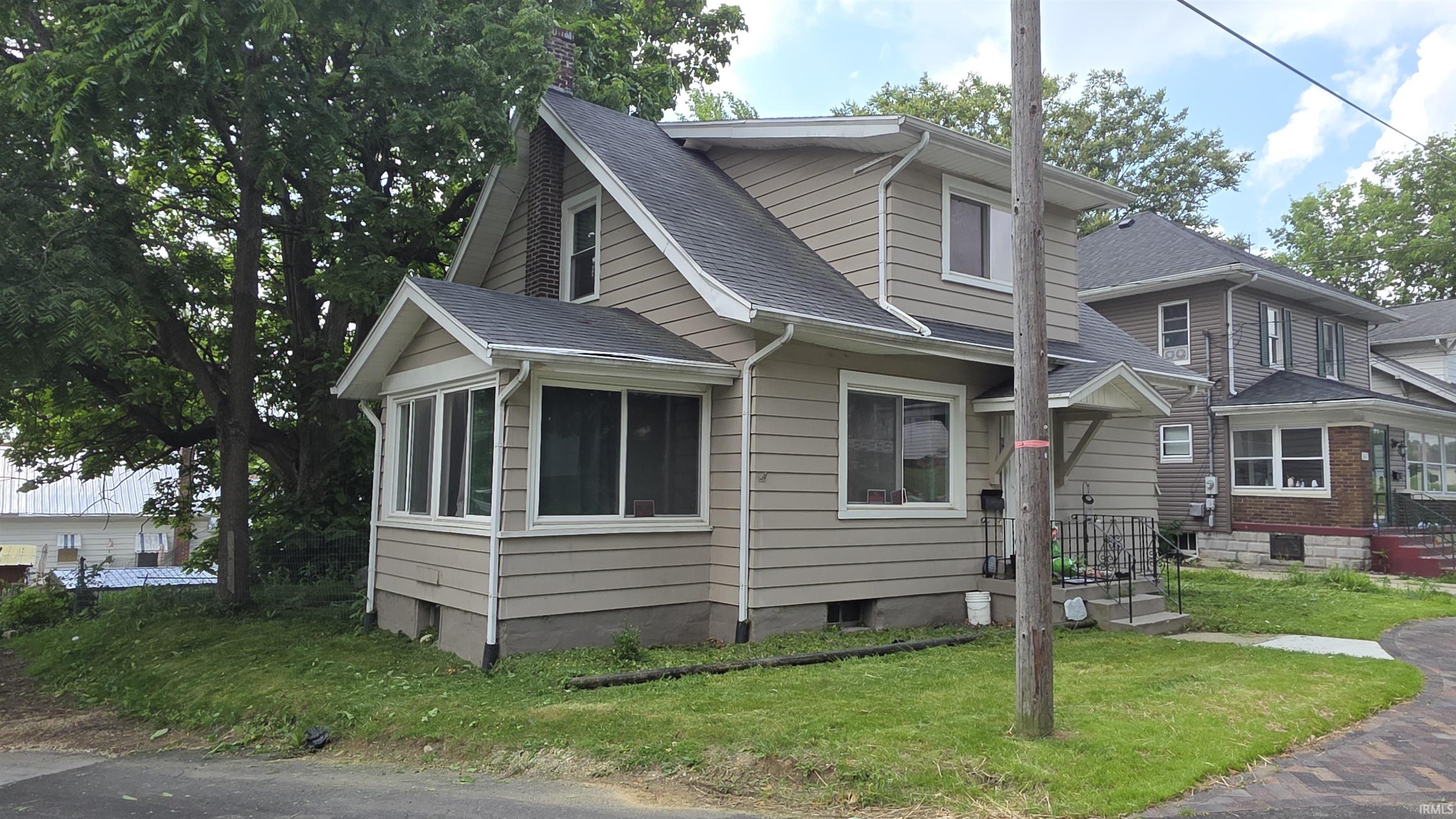 Photo 1 of 607 E Tipton Street