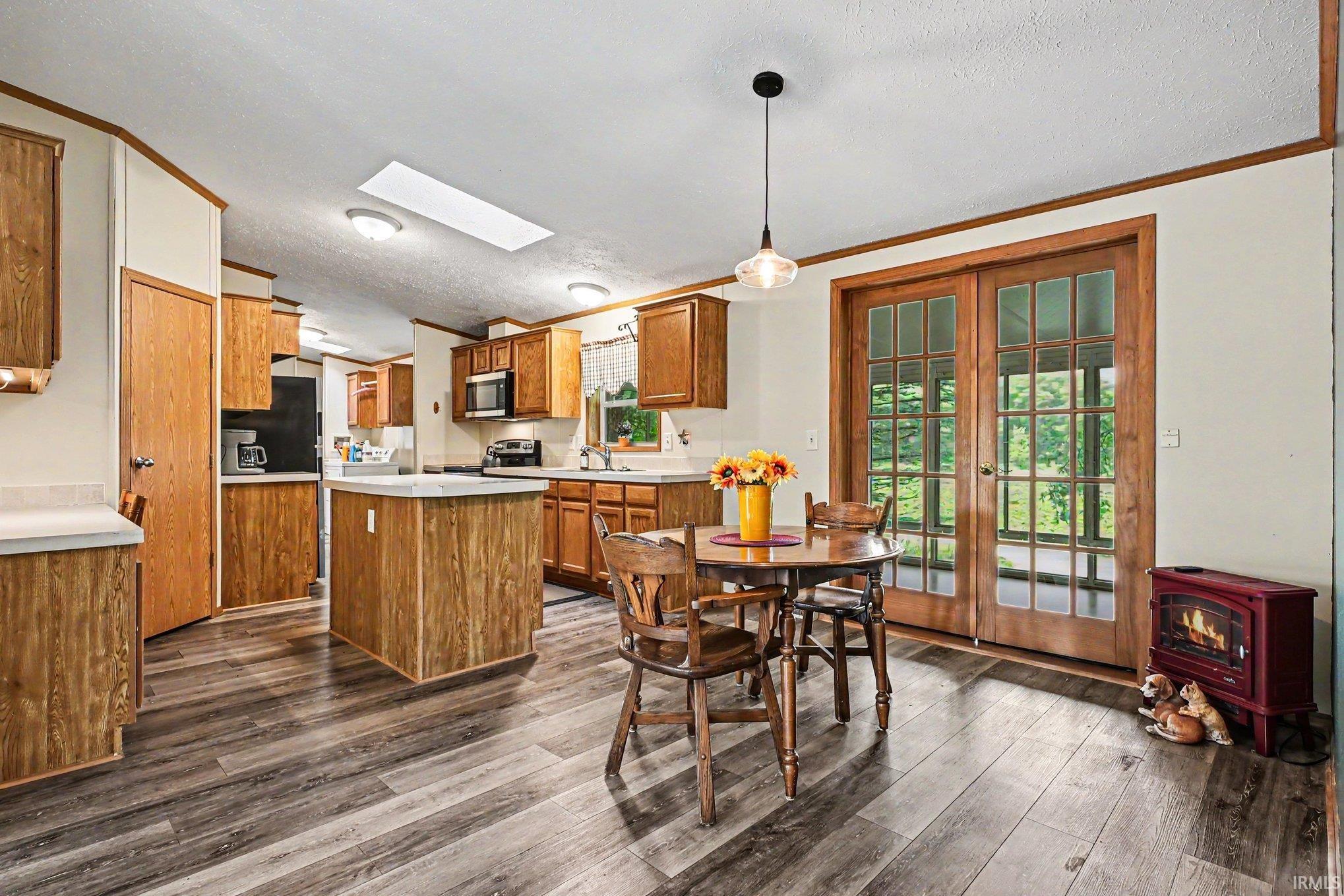 Photo 7 of 5200 W Lakeview Park Drive