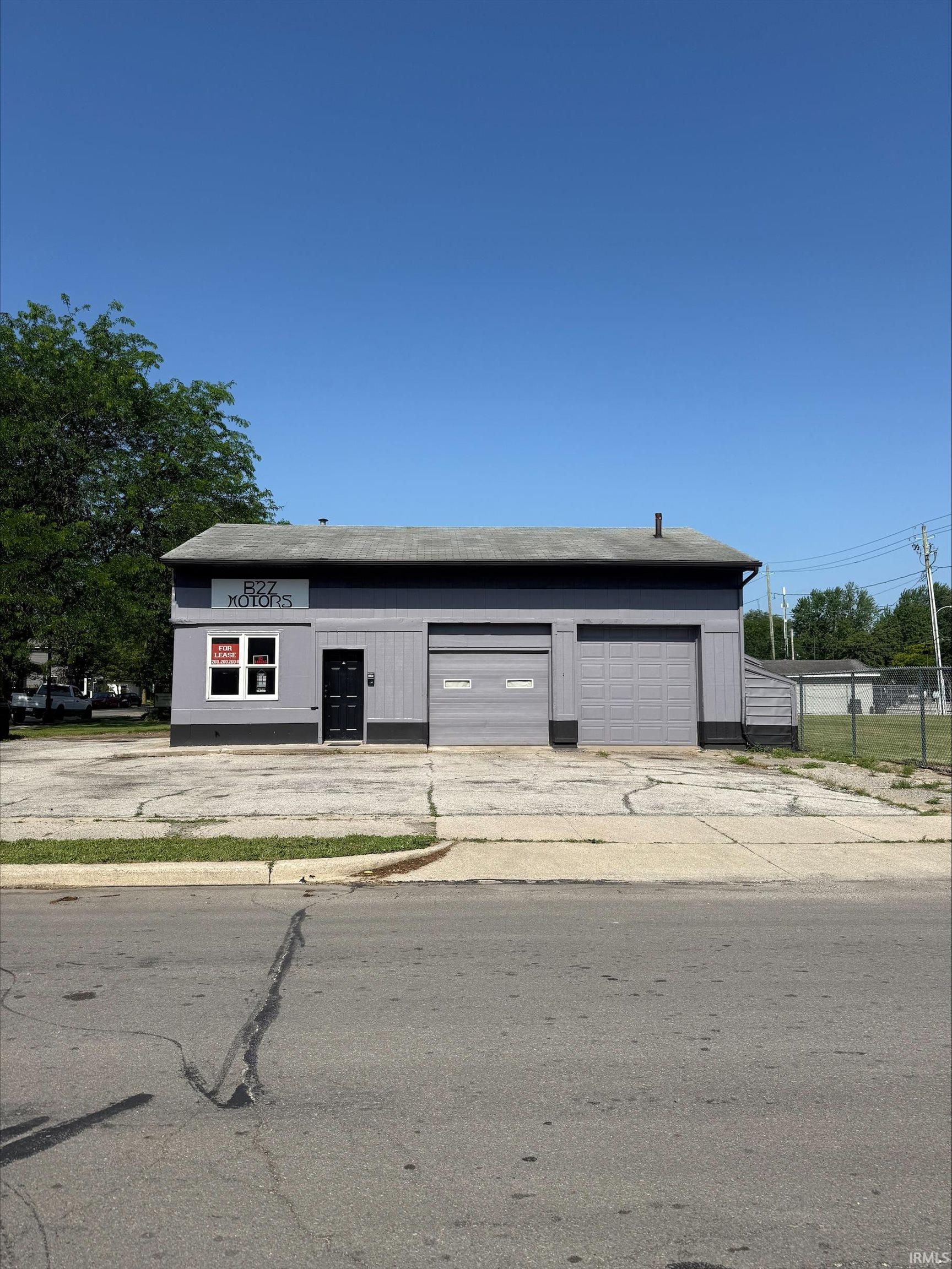 Photo 1 of 1502 W Main Street