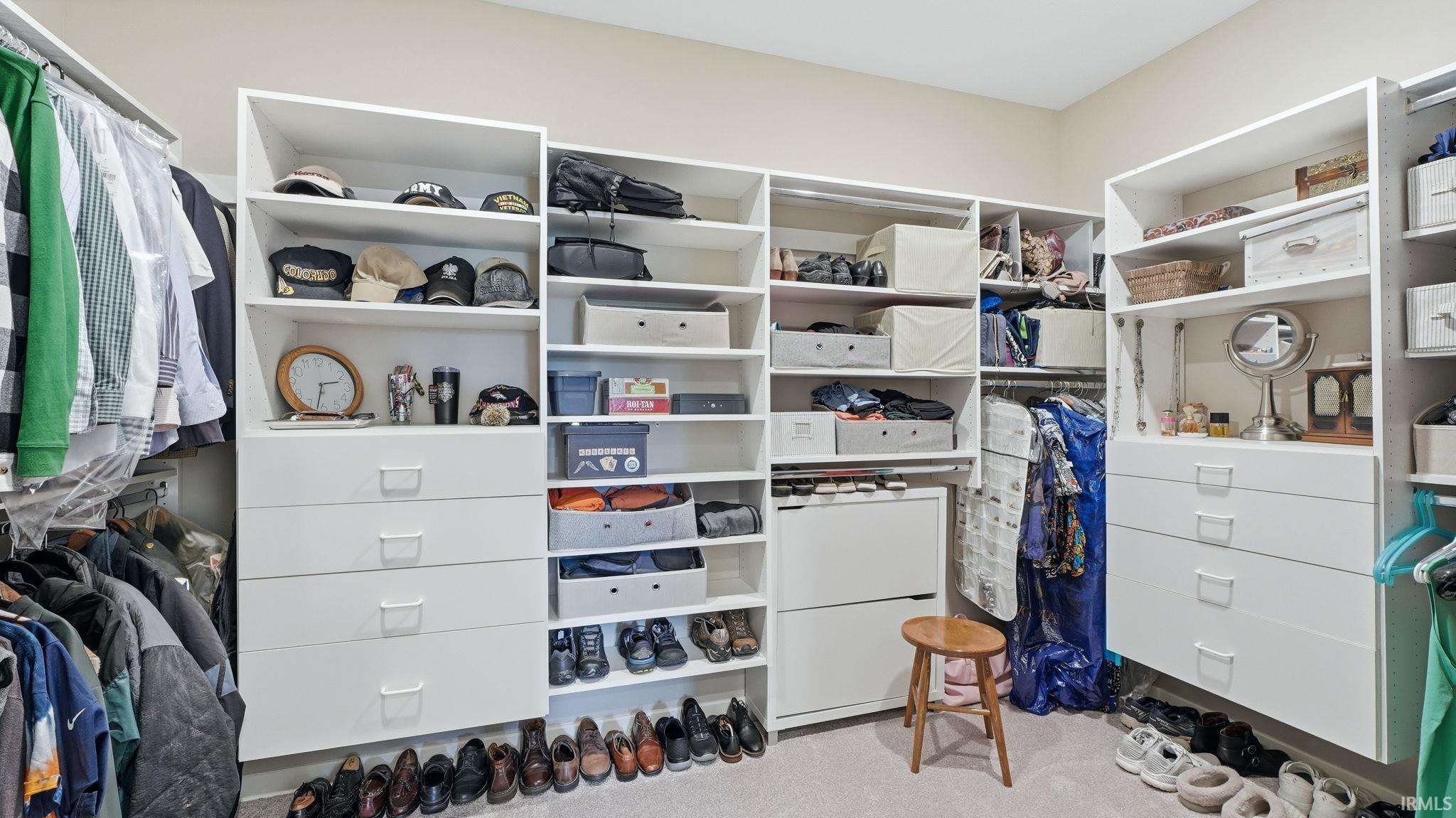 Walk in closet
