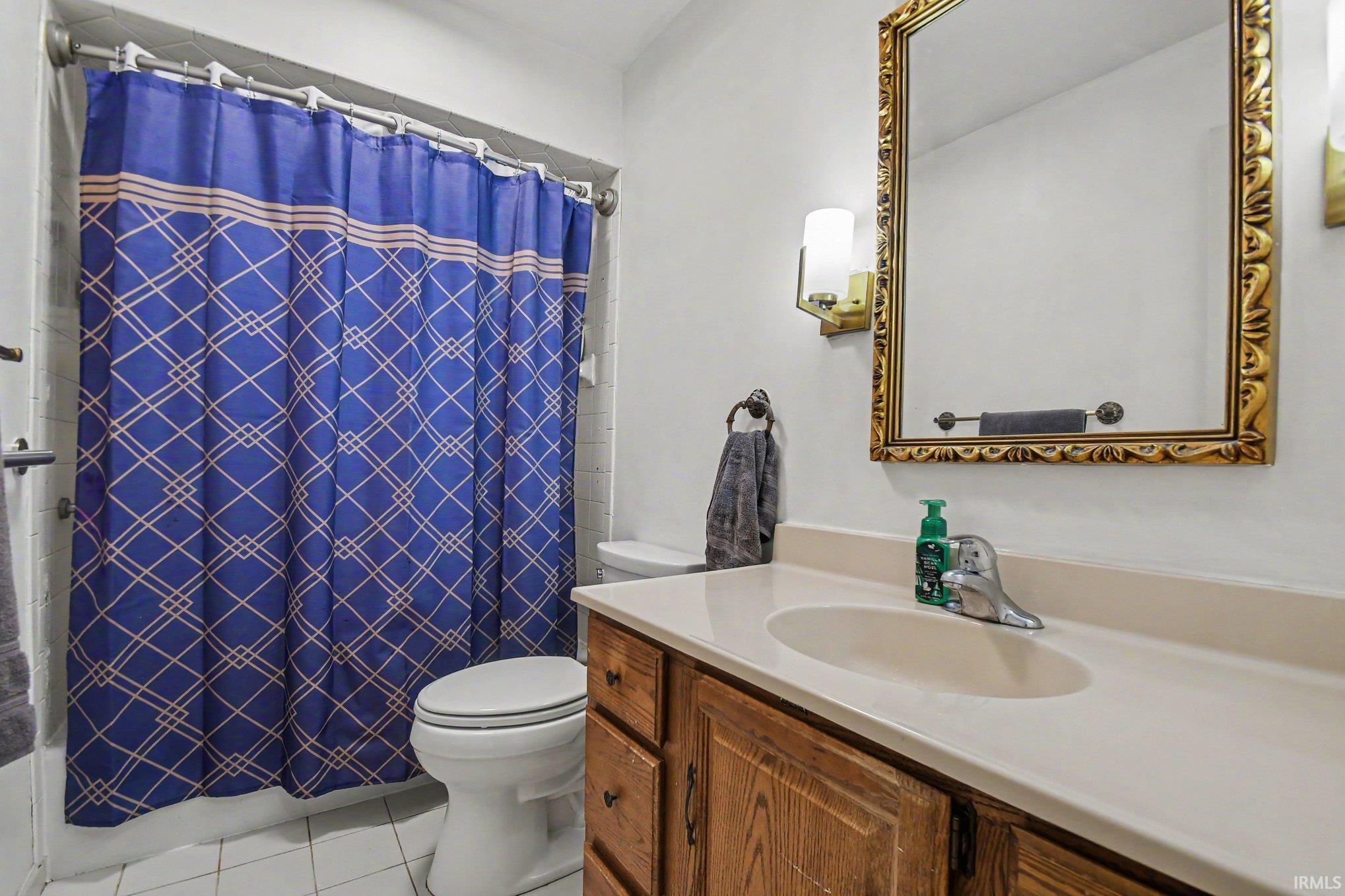 Upper Bathroom