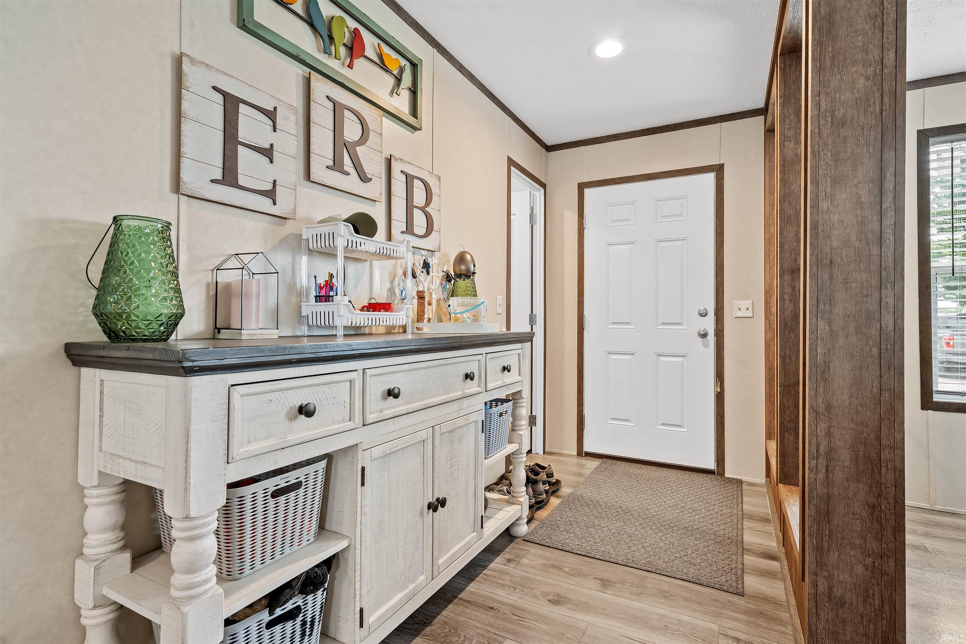 2nd image of 2024 Red Oak Dr, Kokomo, IN 46901 | MLS# 202623400