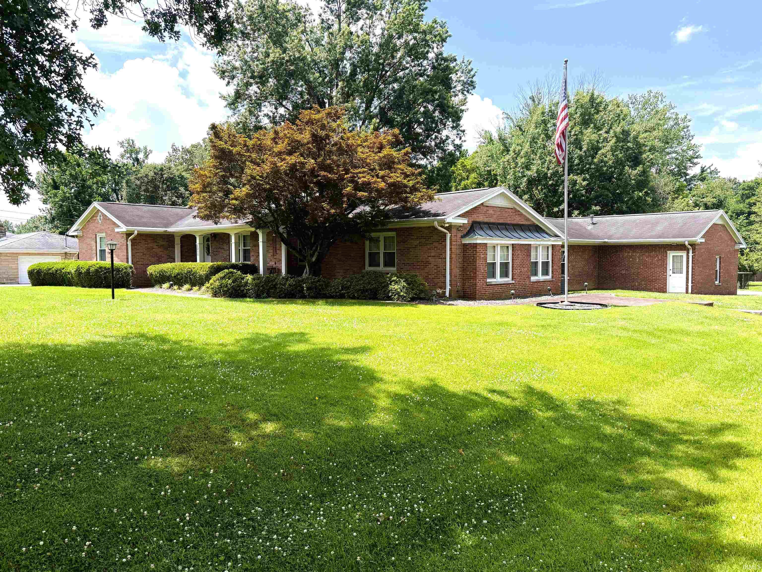 Homes for sale in Evansville, IN | 1311 Mcdowell Rd, Evansville, IN 47712 | MLS# 202623625
