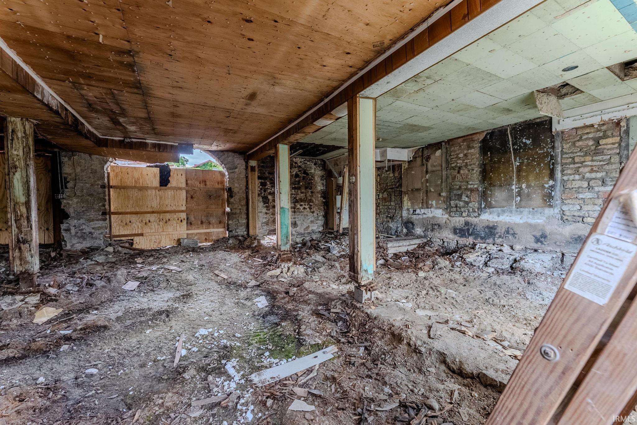 Photo 13 of 96 N Huntington Street
