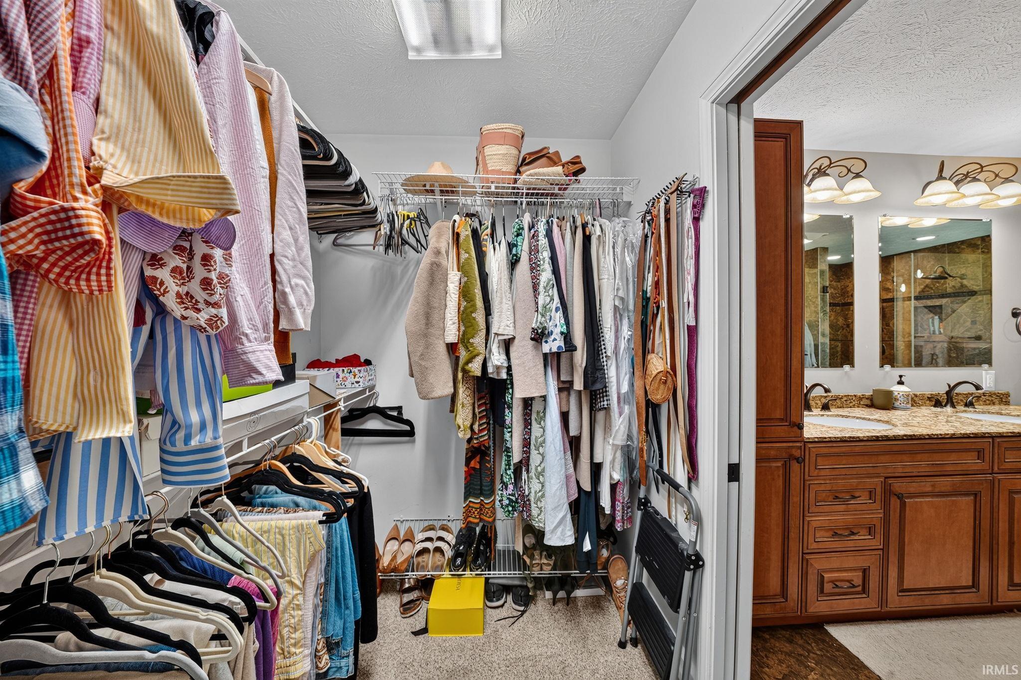 WalkIn Closet