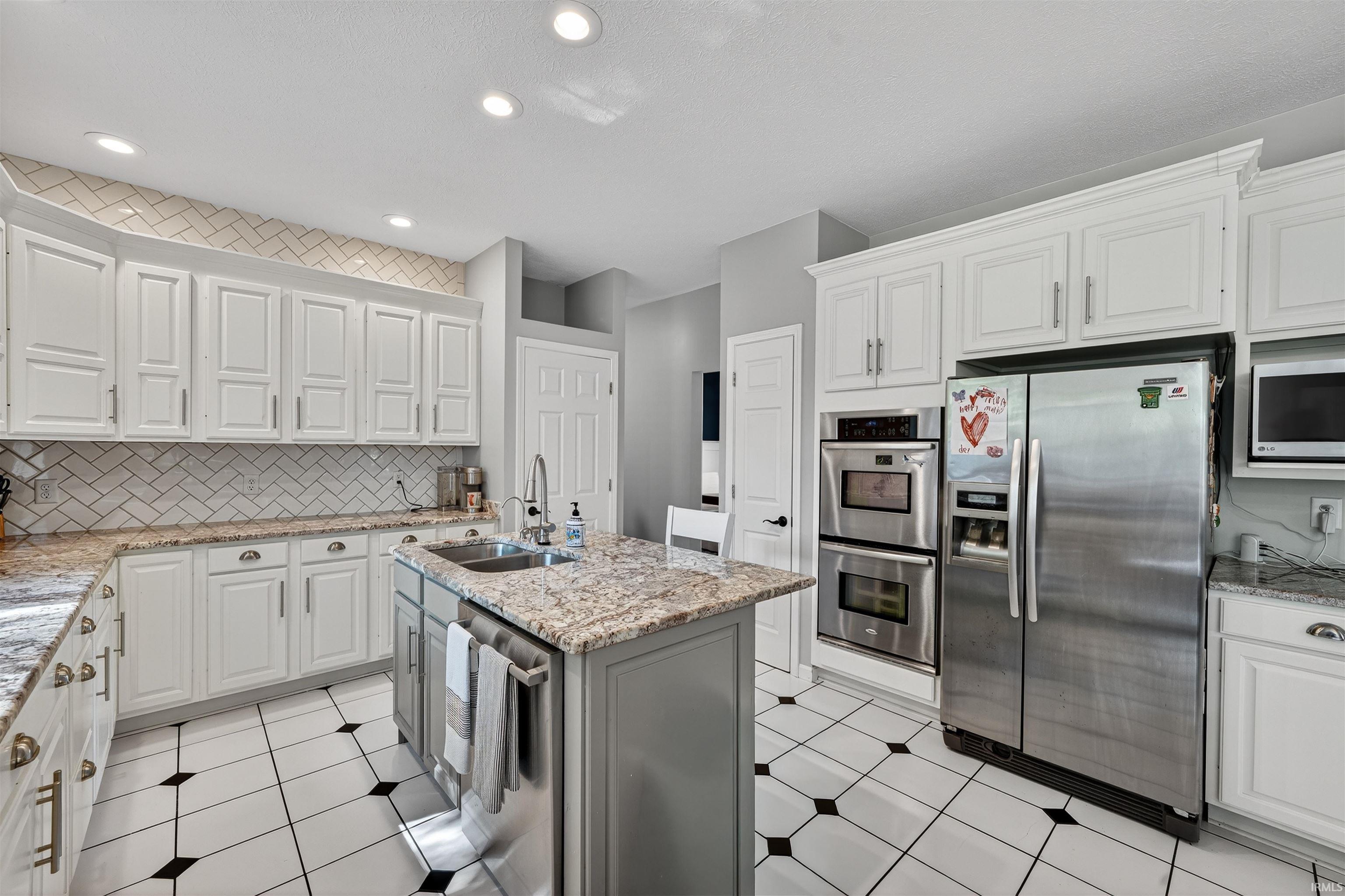 Gourmet Kitchen