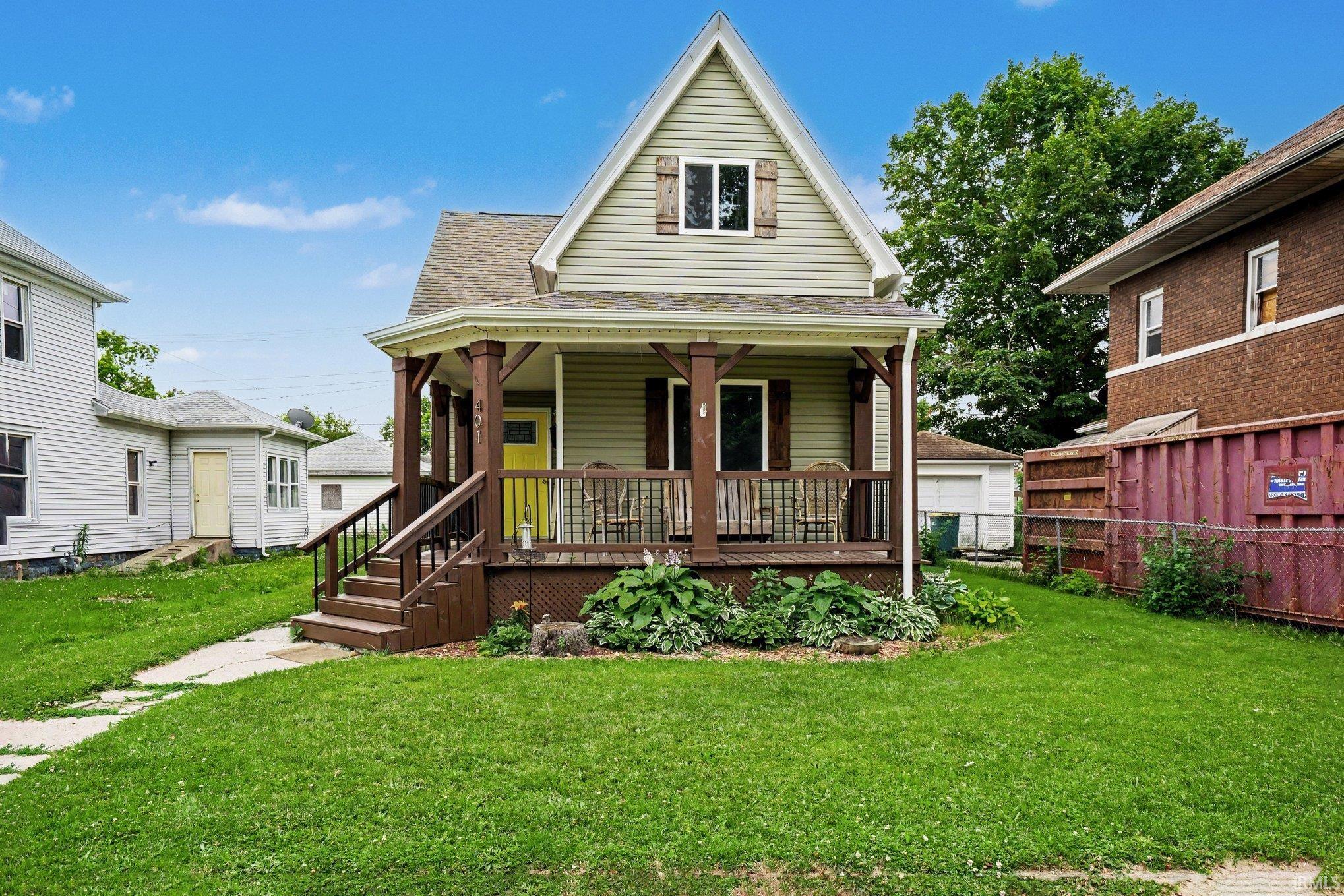 Homes for sale in Mishawaka, IN | 401 W 6th St, Mishawaka, IN 46544 | MLS# 202623948