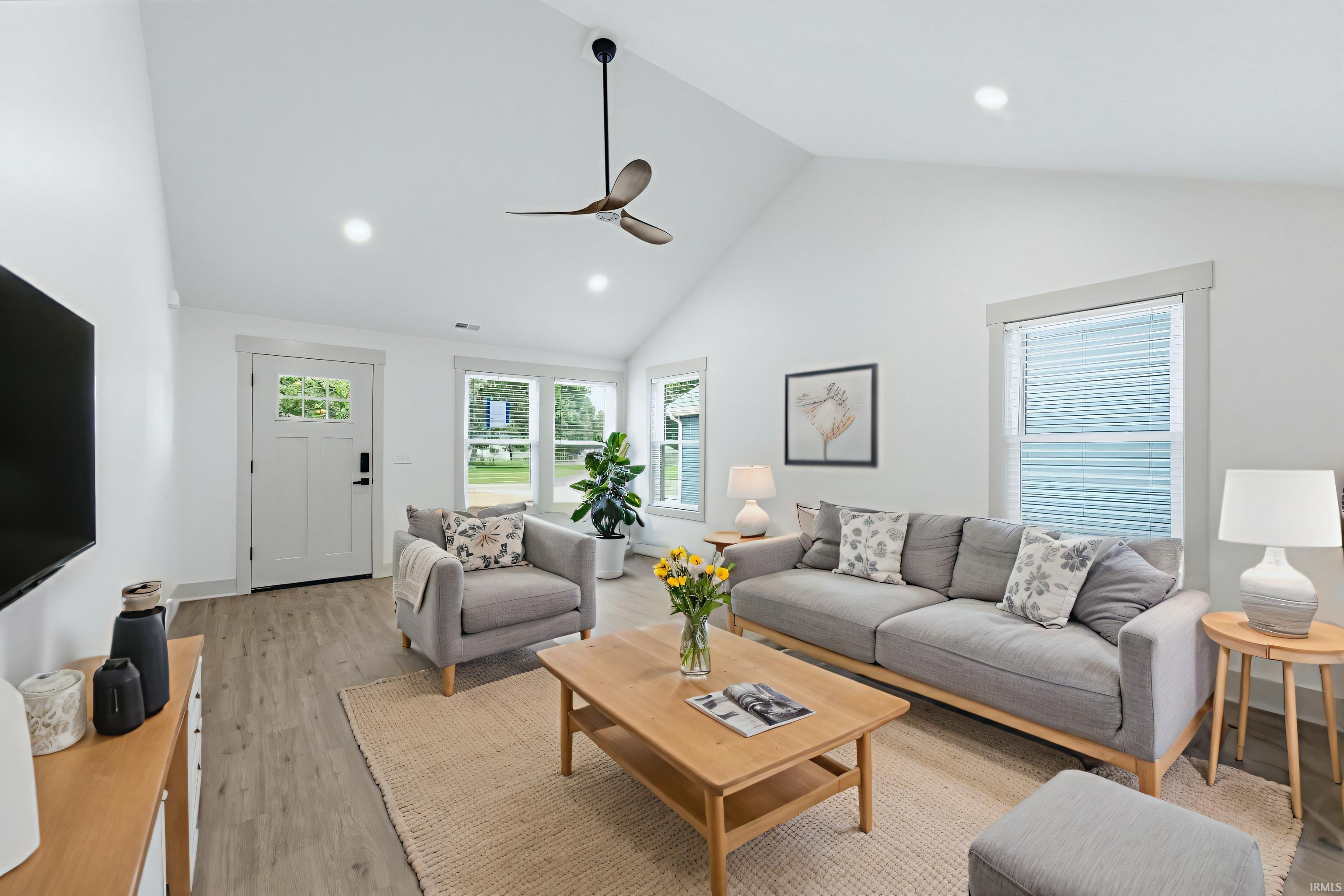 Photo 2 of 3704 Grayston Avenue