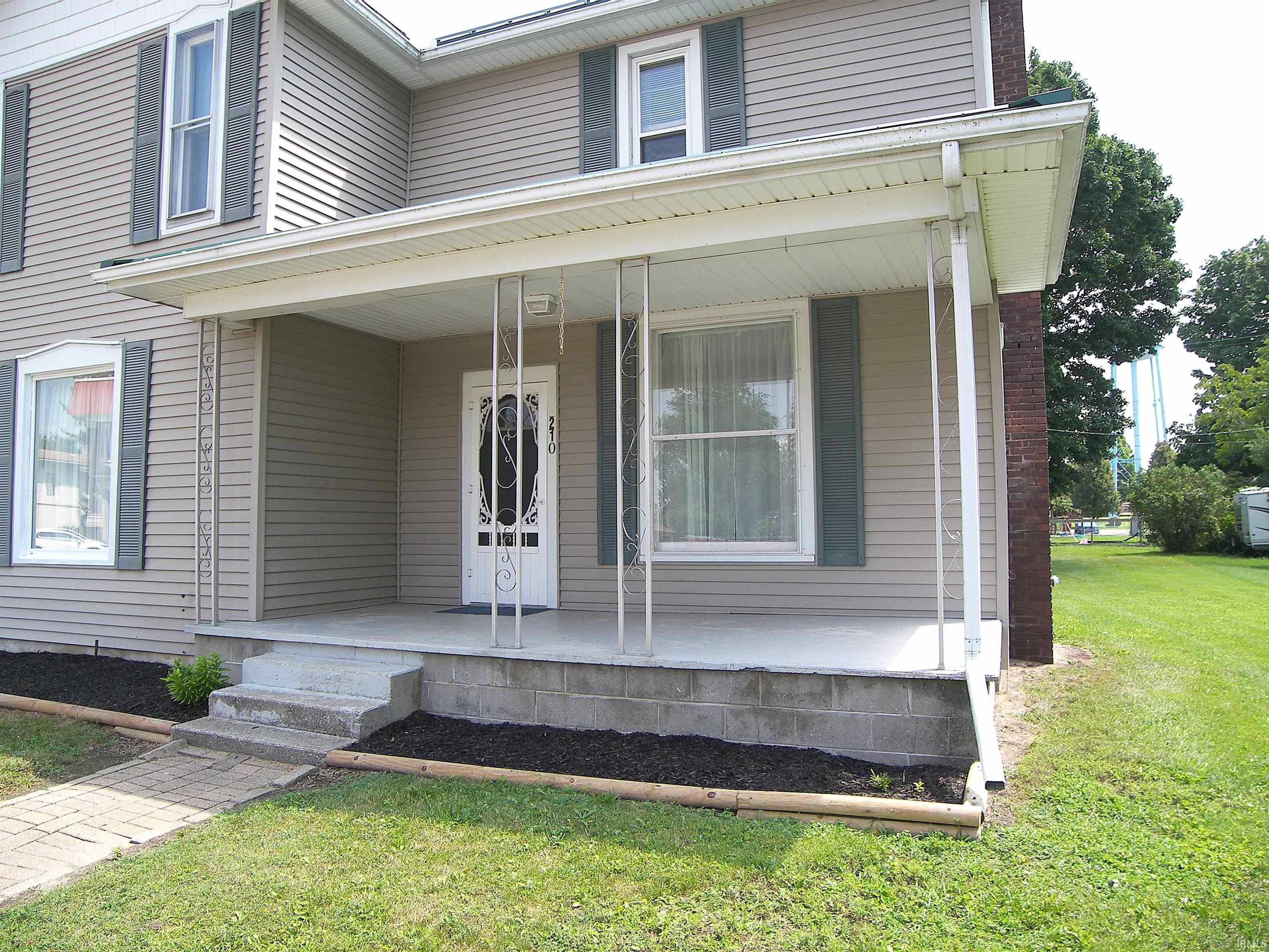 Photo 10 of 210 N Broadway Street