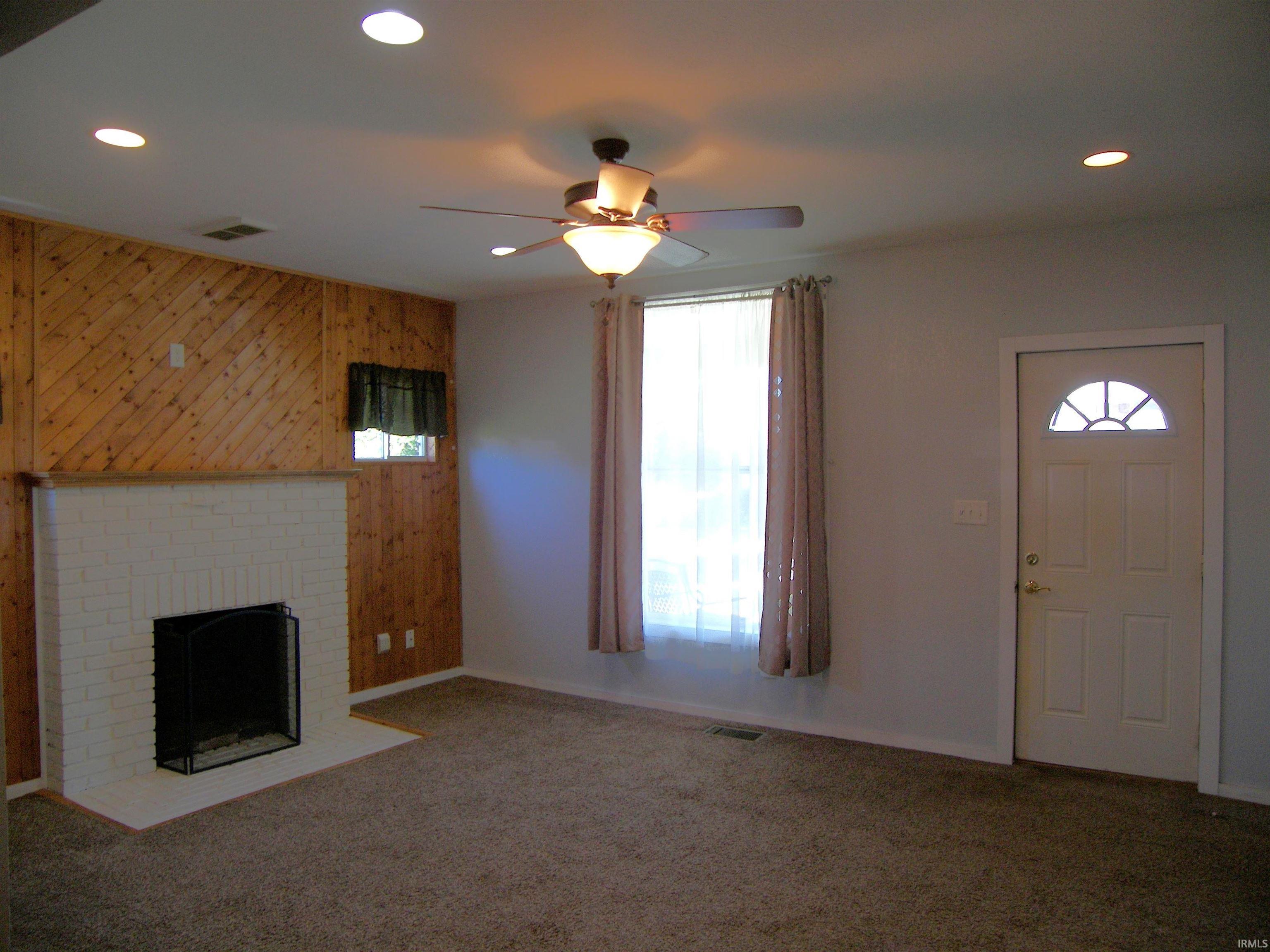 Photo 11 of 210 N Broadway Street