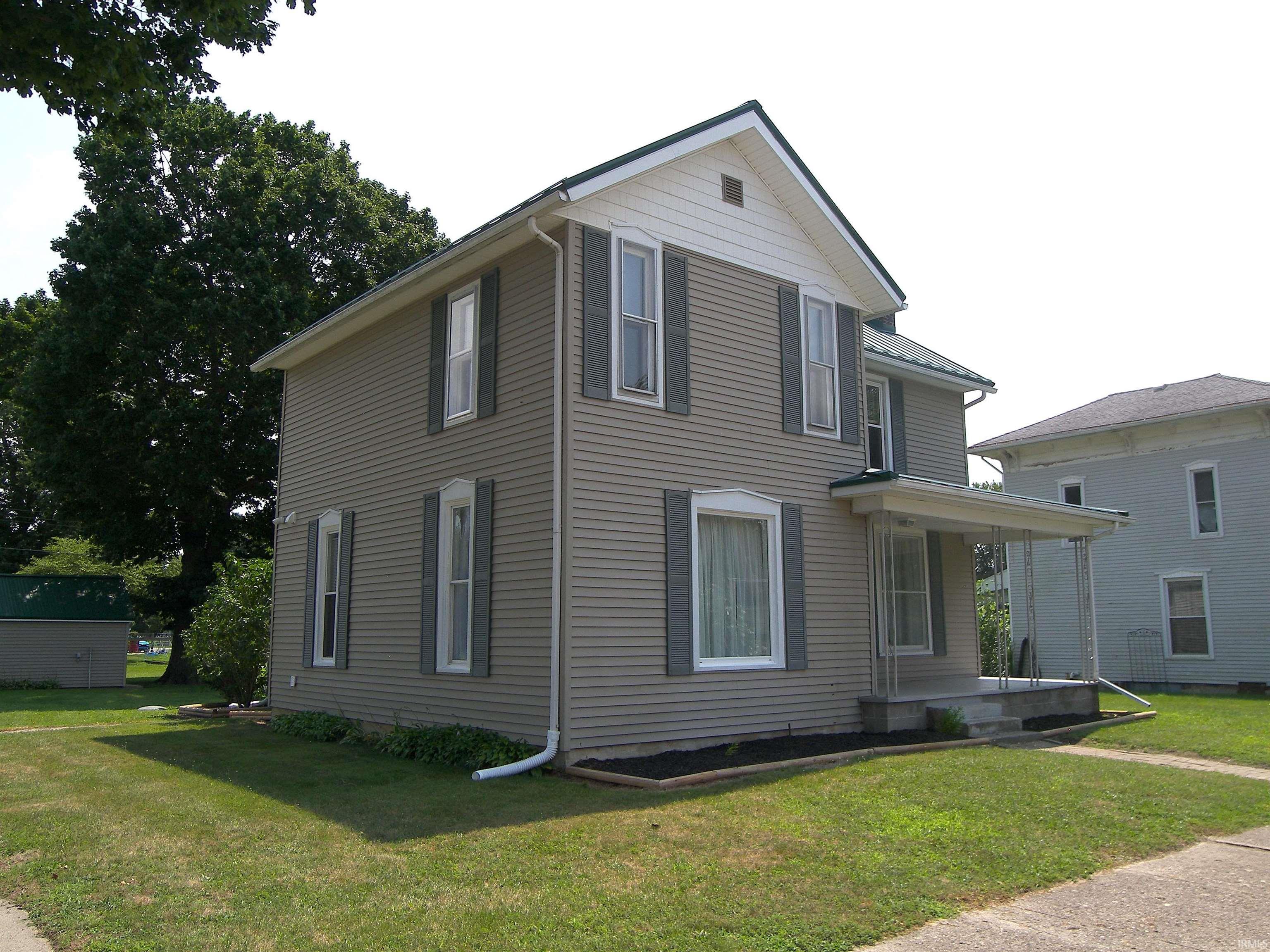 Photo 2 of 210 N Broadway Street