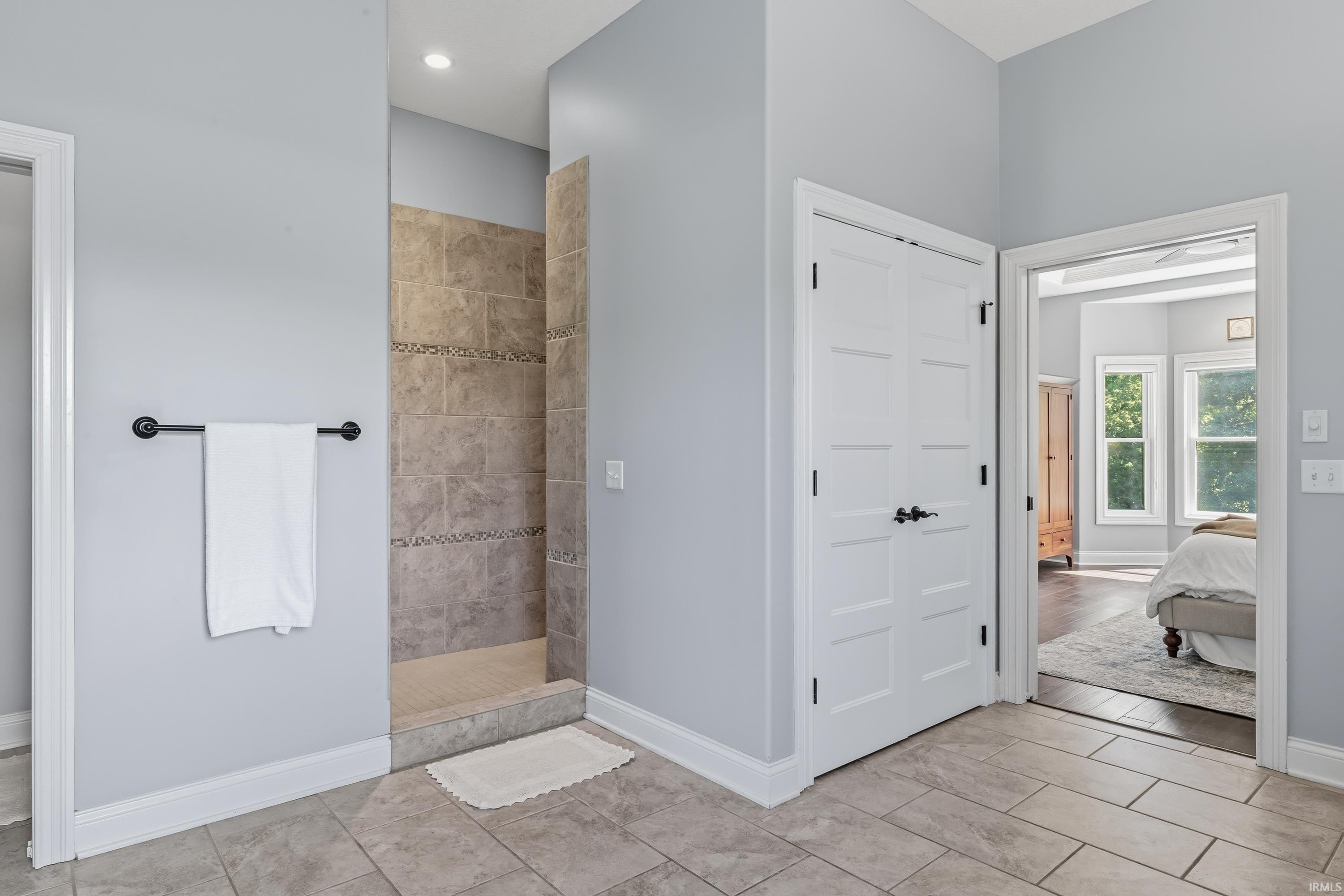 Photo 14 of 3530 Strand Court