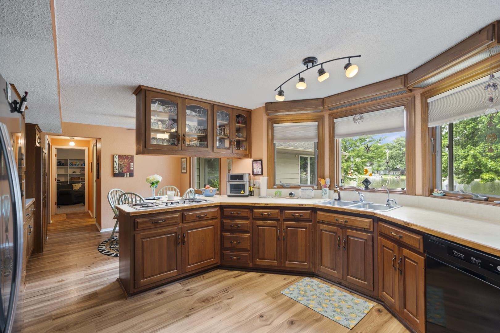 Photo 14 of 2127 Bluewater Drive