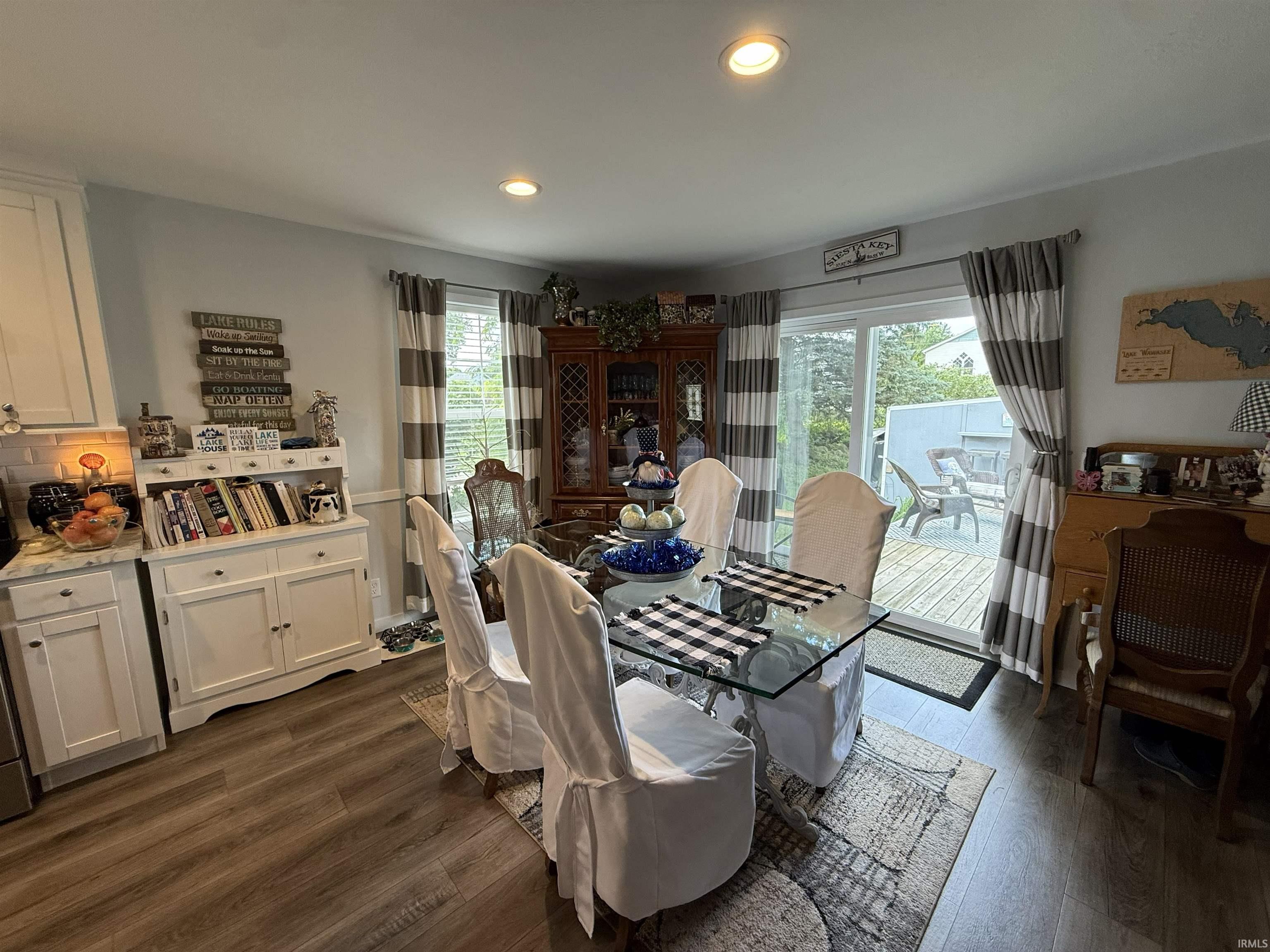 Photo 10 of 11385 N Memorial Parkway