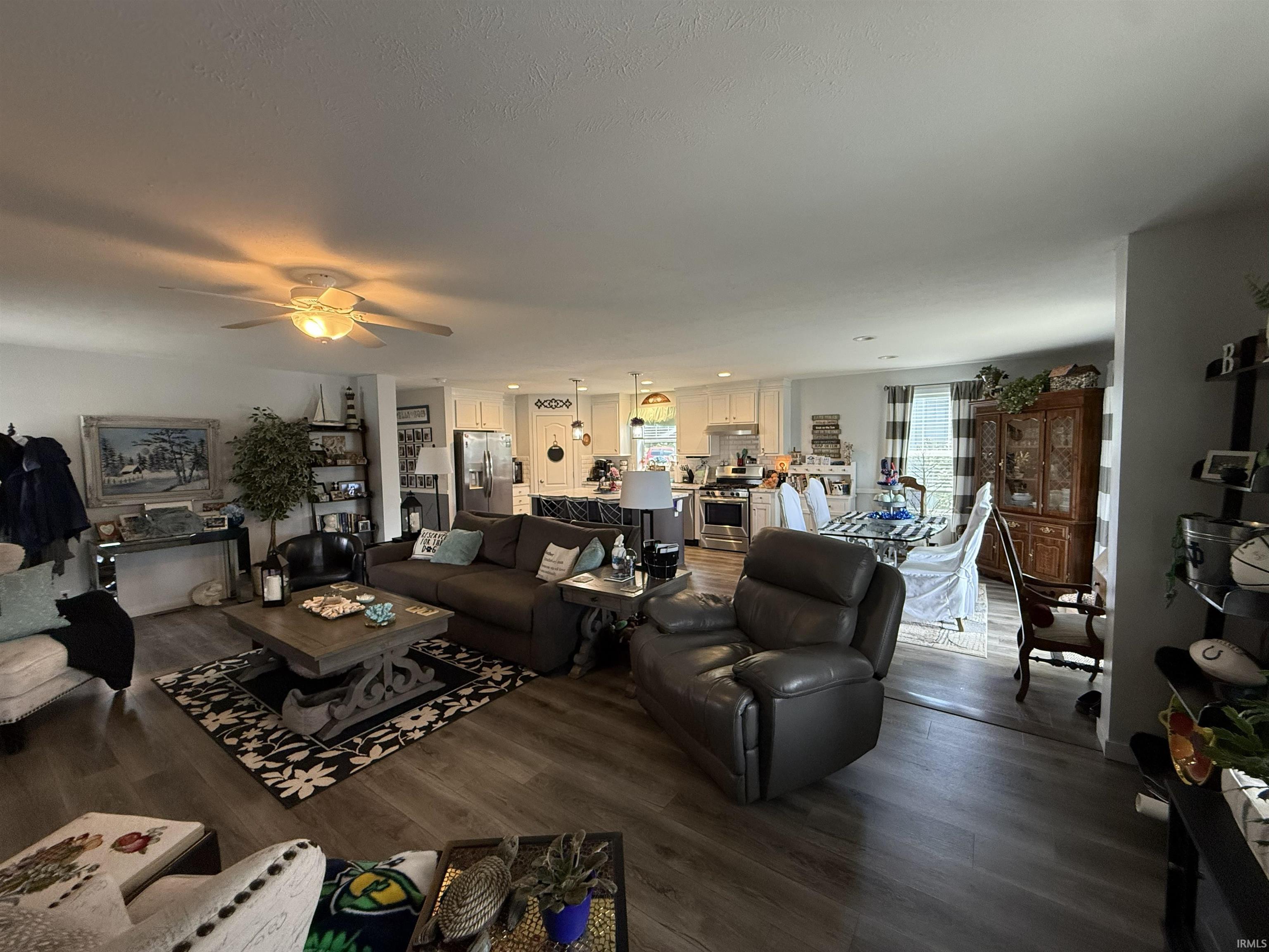 Photo 8 of 11385 N Memorial Parkway