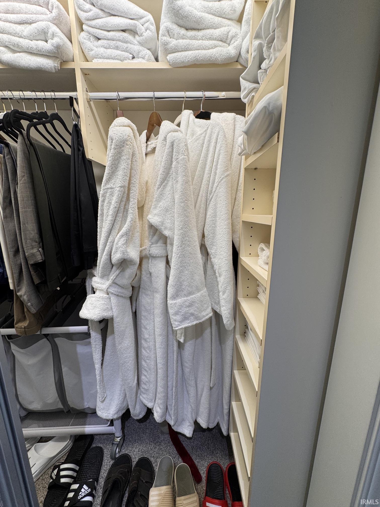 Walk In Closets