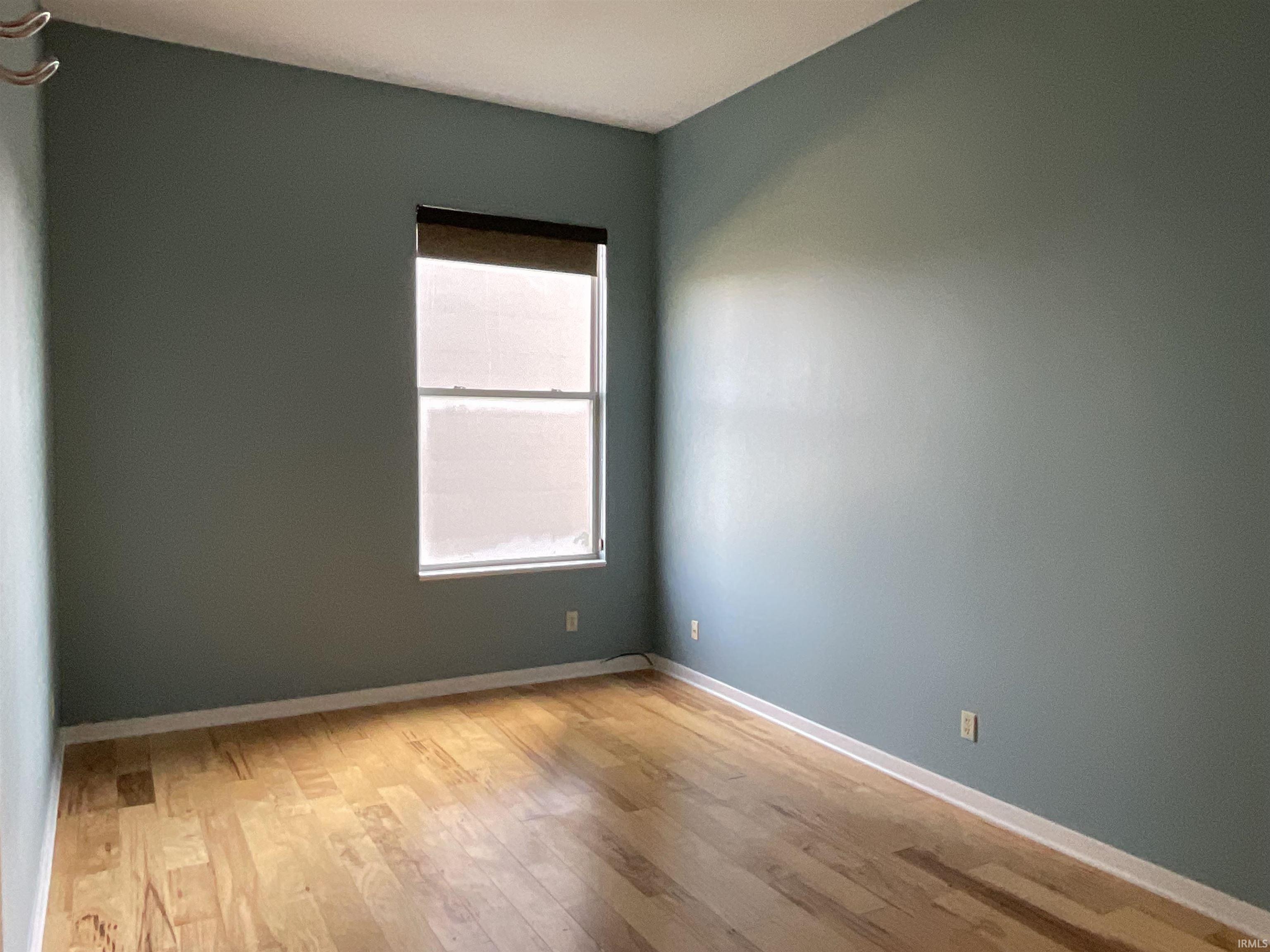 Photo 10 of 112 W Washington Boulevard