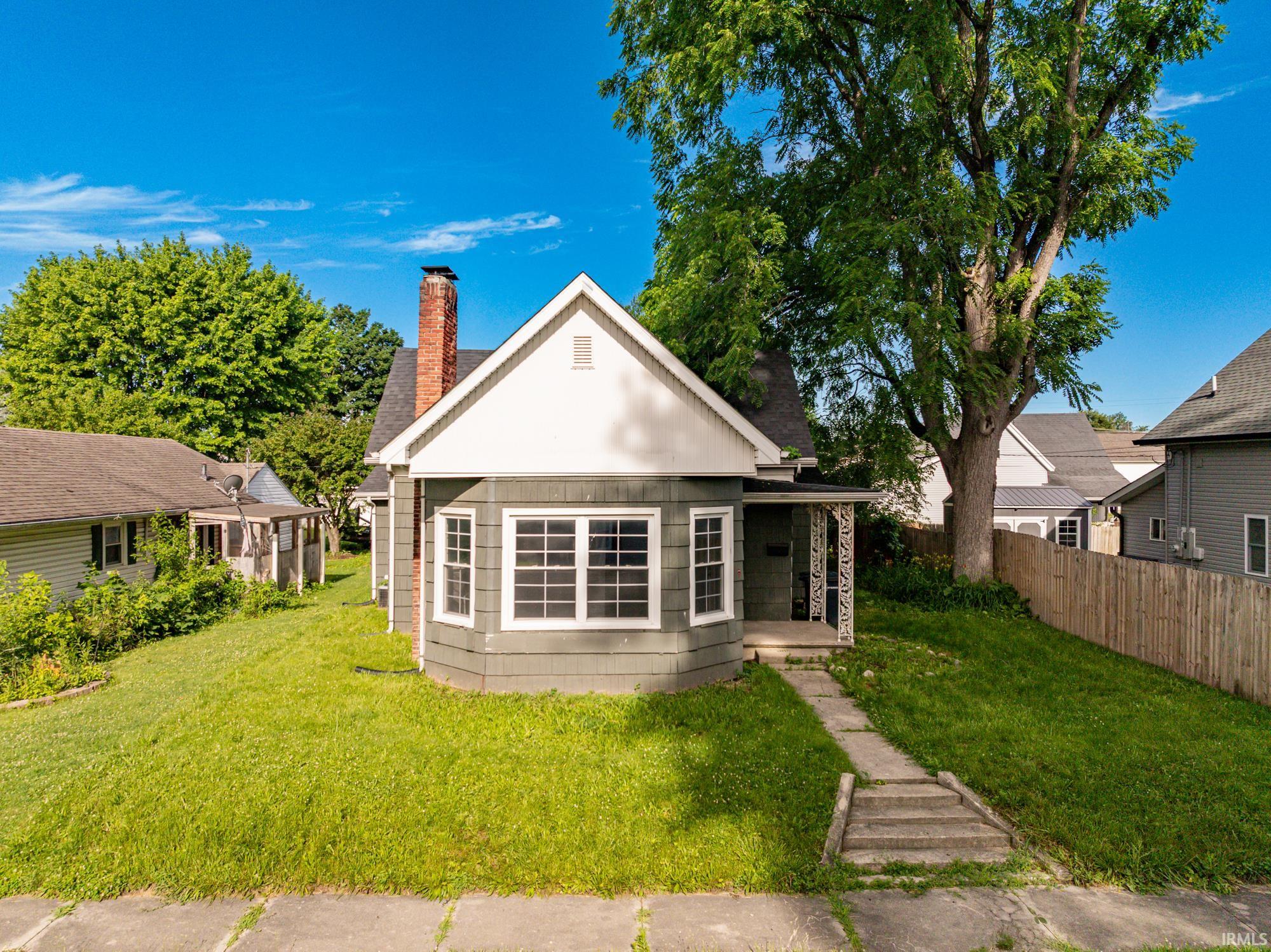 Homes for sale in Elwood, IN | 806 S 17th St, Elwood, IN 46036 | MLS# 202624574
