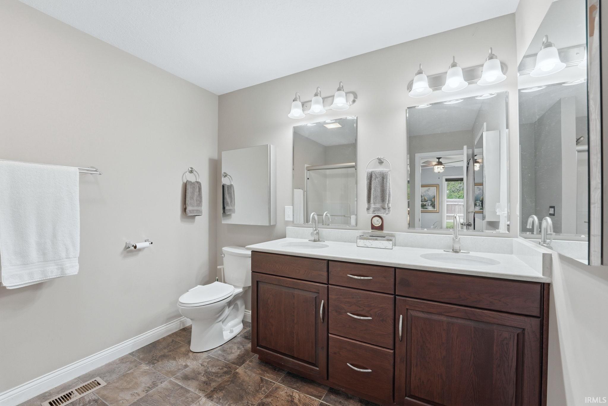 Photo 20 of 1489 Centerbrook Drive