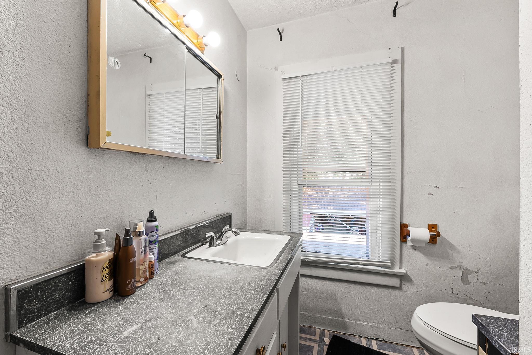 Photo 22 of 1319 W Wildwood Avenue
