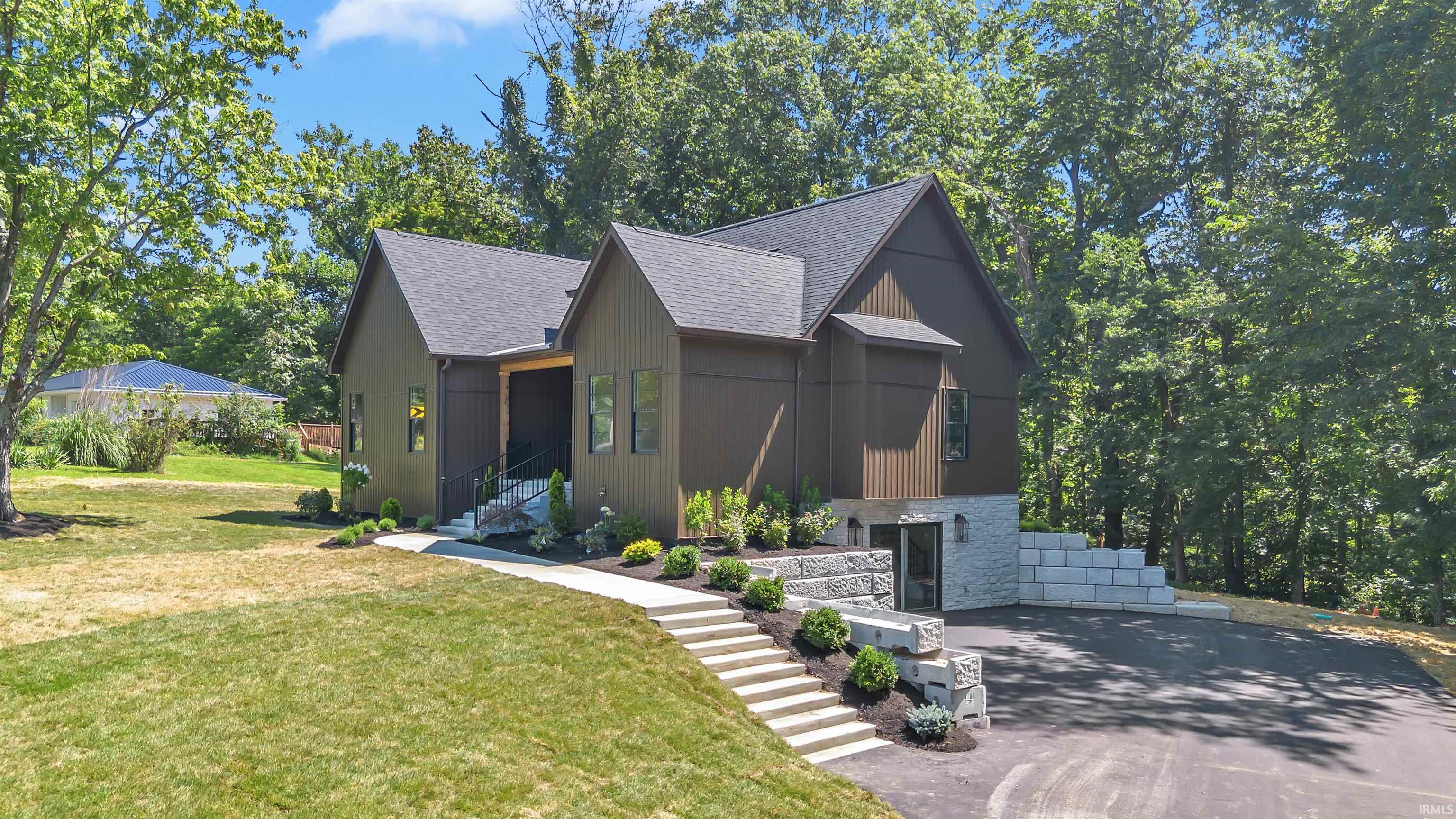 4th image of 6221 S Shields Ridge Rd, Bloomington, IN 47401 | MLS# 202624960
