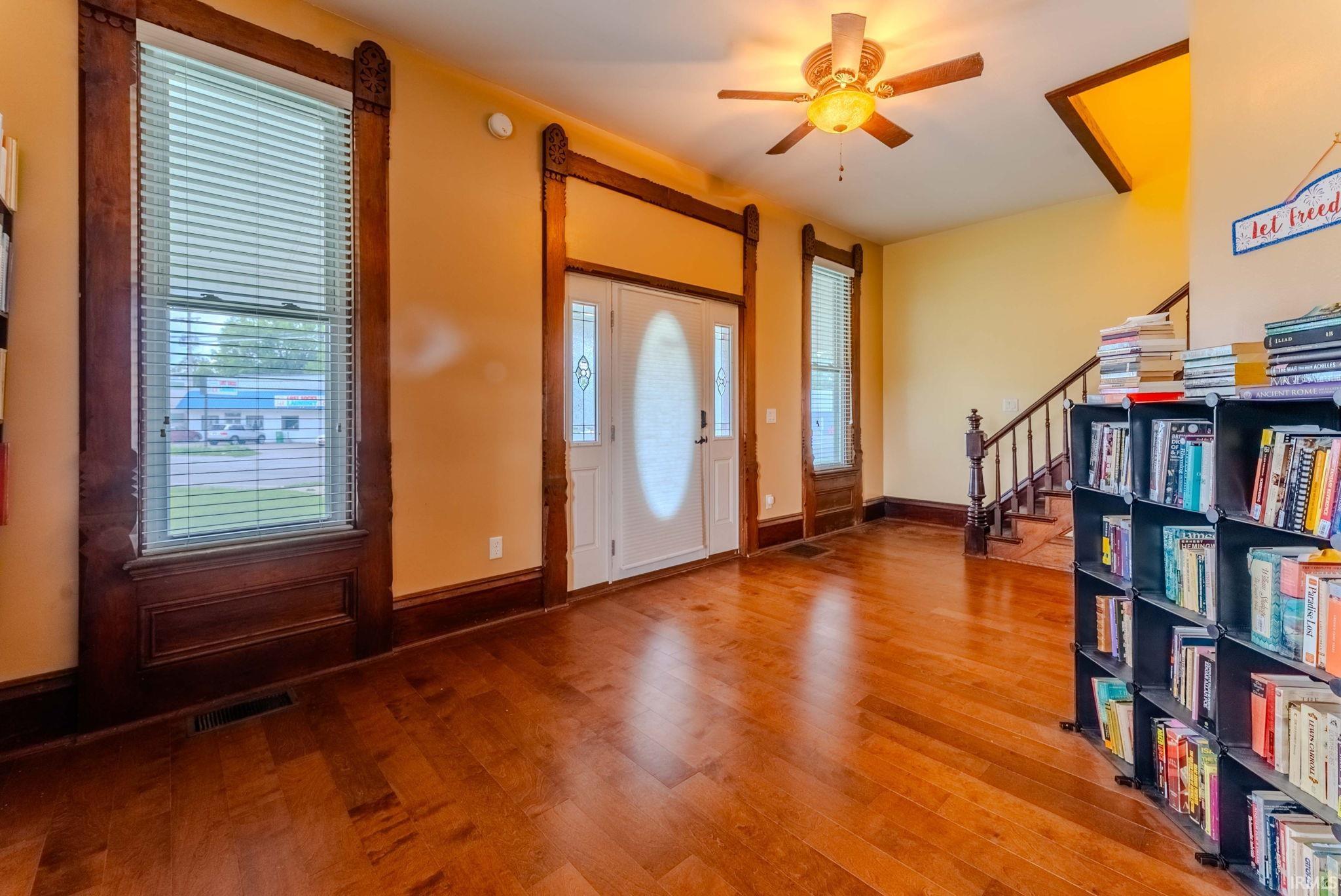 Photo 5 of 305 Manchester Avenue