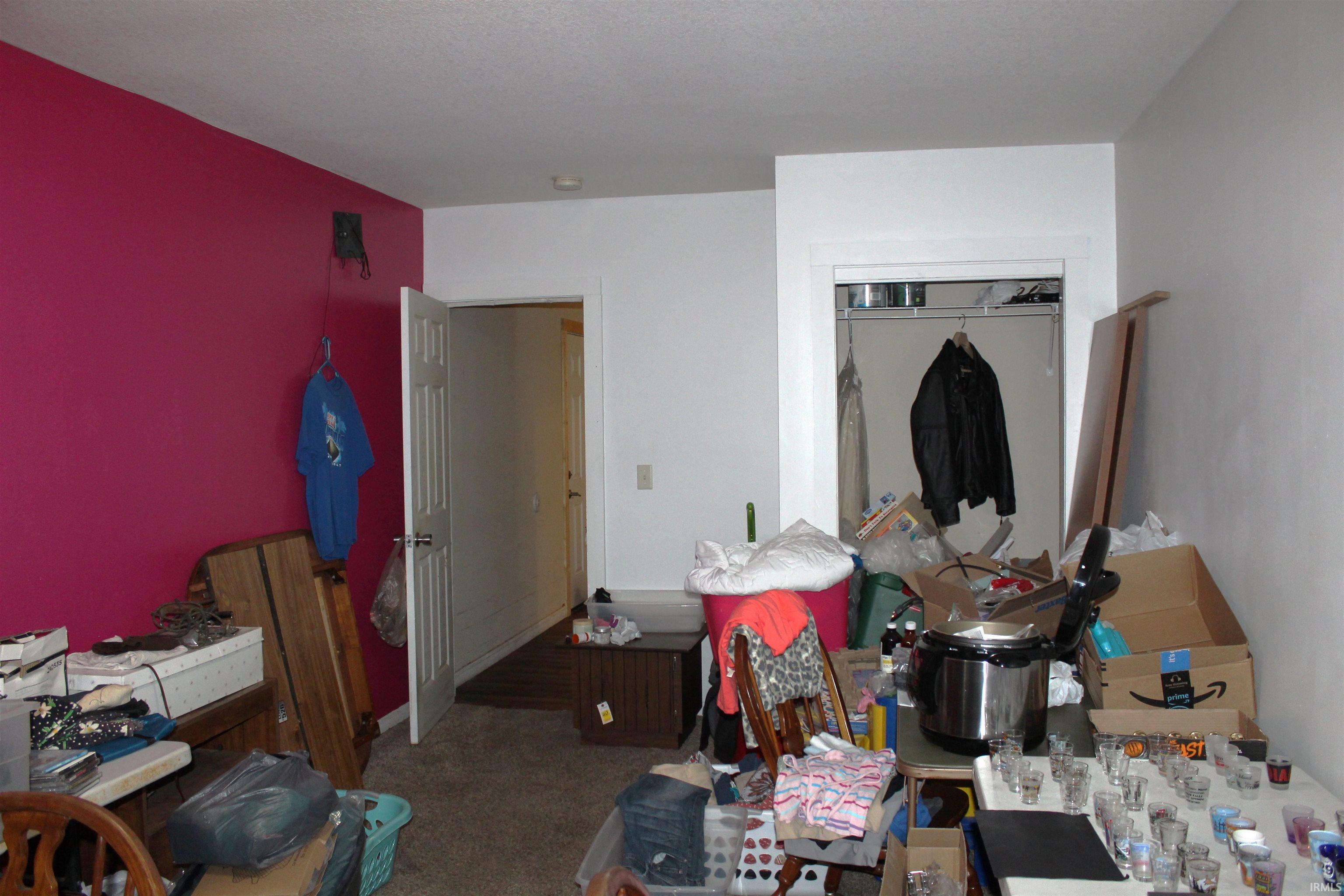 Image quality insufficient for description