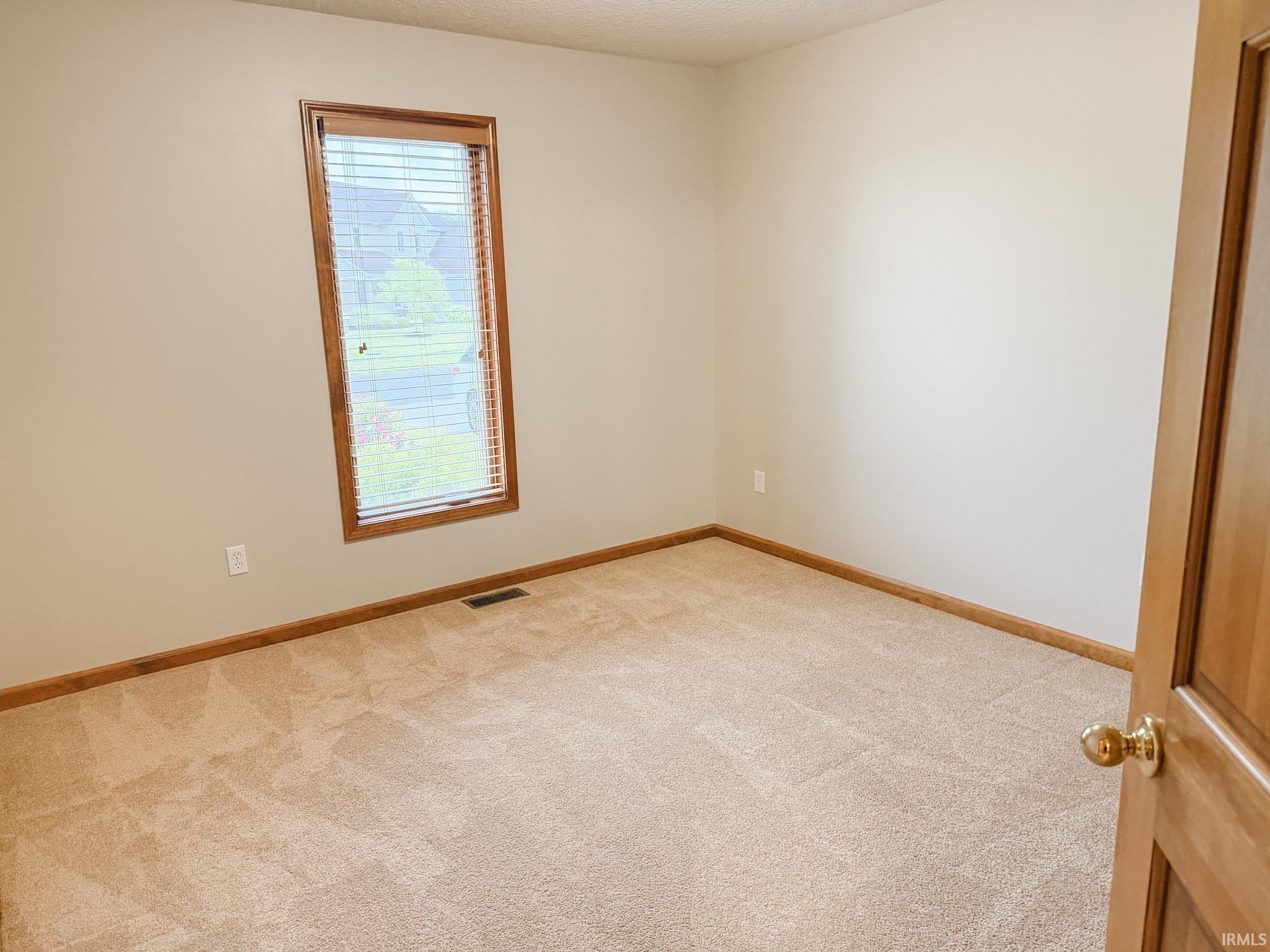 Photo 12 of 9418 Greyhawk Drive