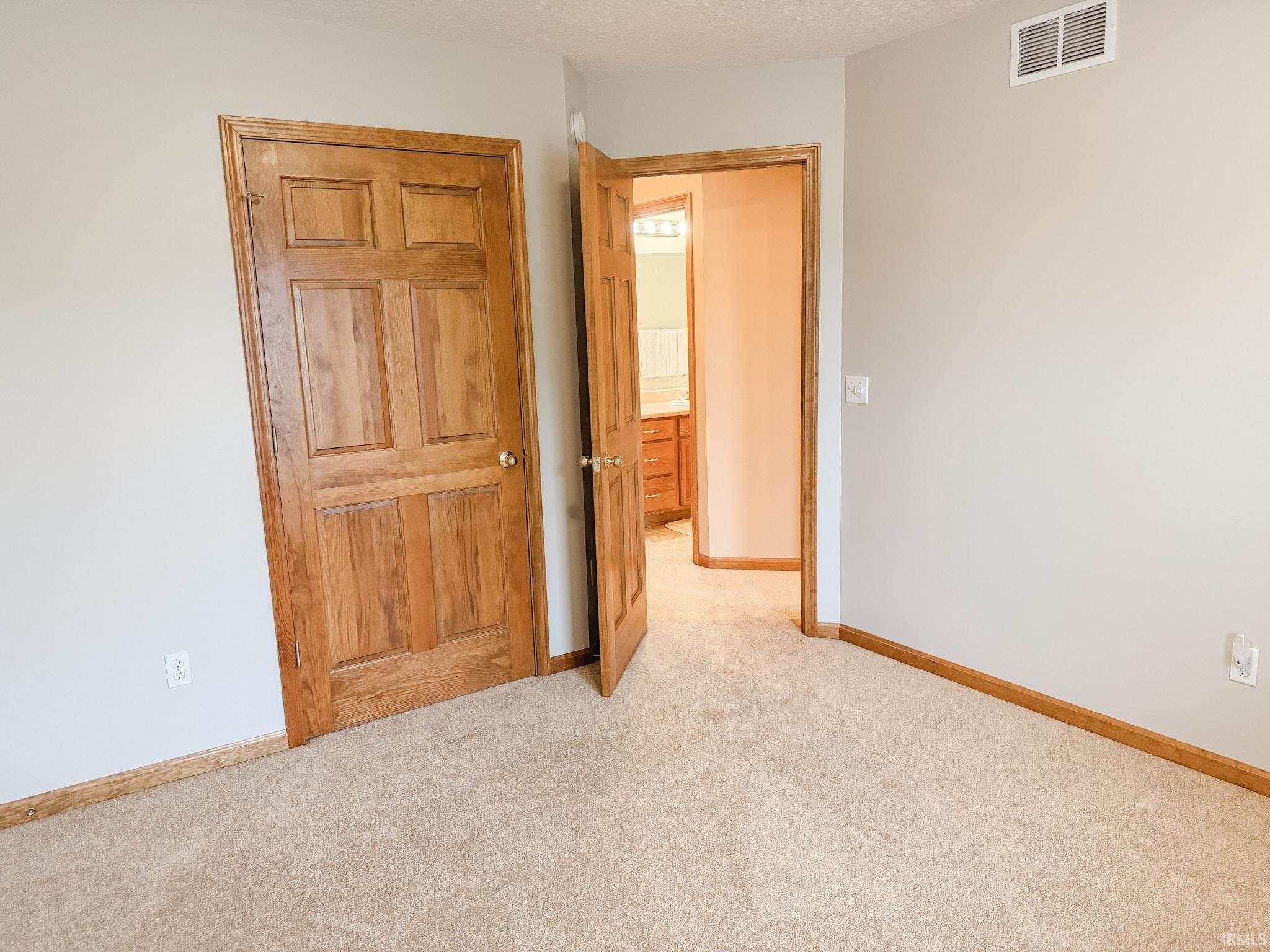 Photo 13 of 9418 Greyhawk Drive