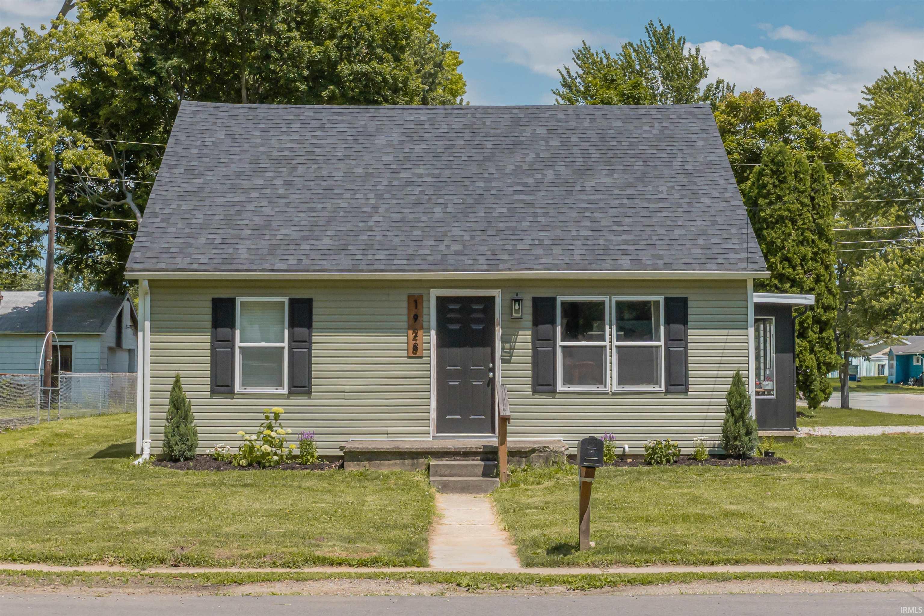 Photo 1 of Manufactured home for sale at 1928 S Meeker Ave, Muncie, IN 47302 | MLS# 202625351 | Listing updated on 2026-09-06