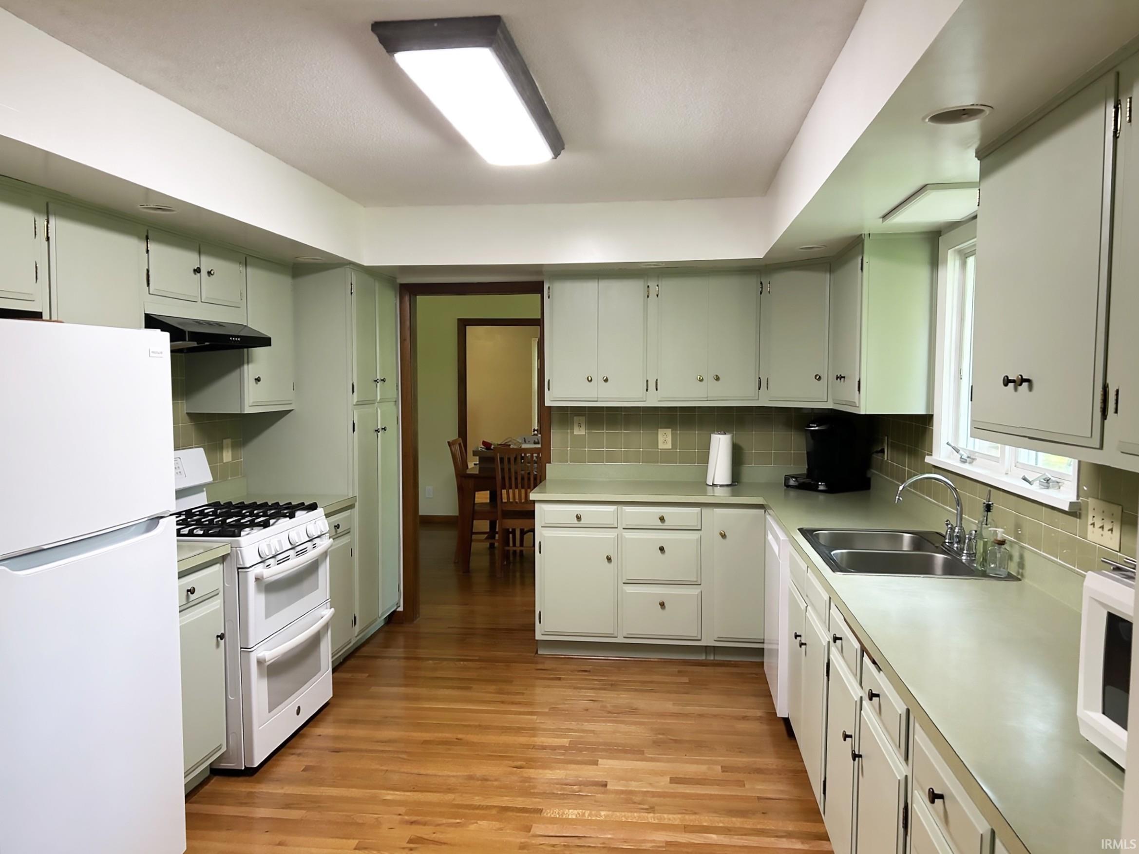 Photo 4 of Manufactured home for sale at 963 Eva Ln, Upland, IN 46989 | MLS# 202625417 | Listing updated on 2026-09-21