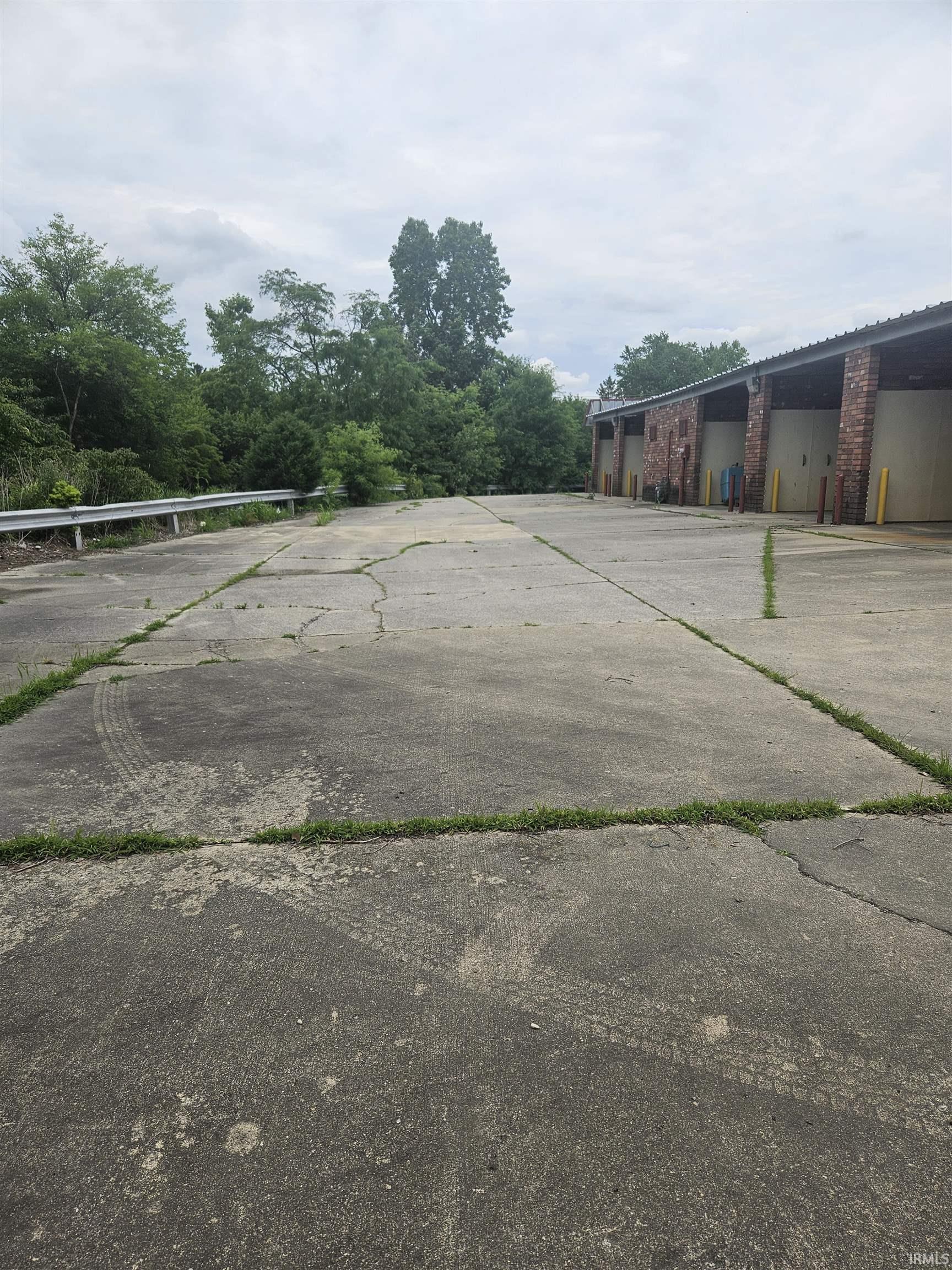 Photo 2 of 515 Bellmont RD Road