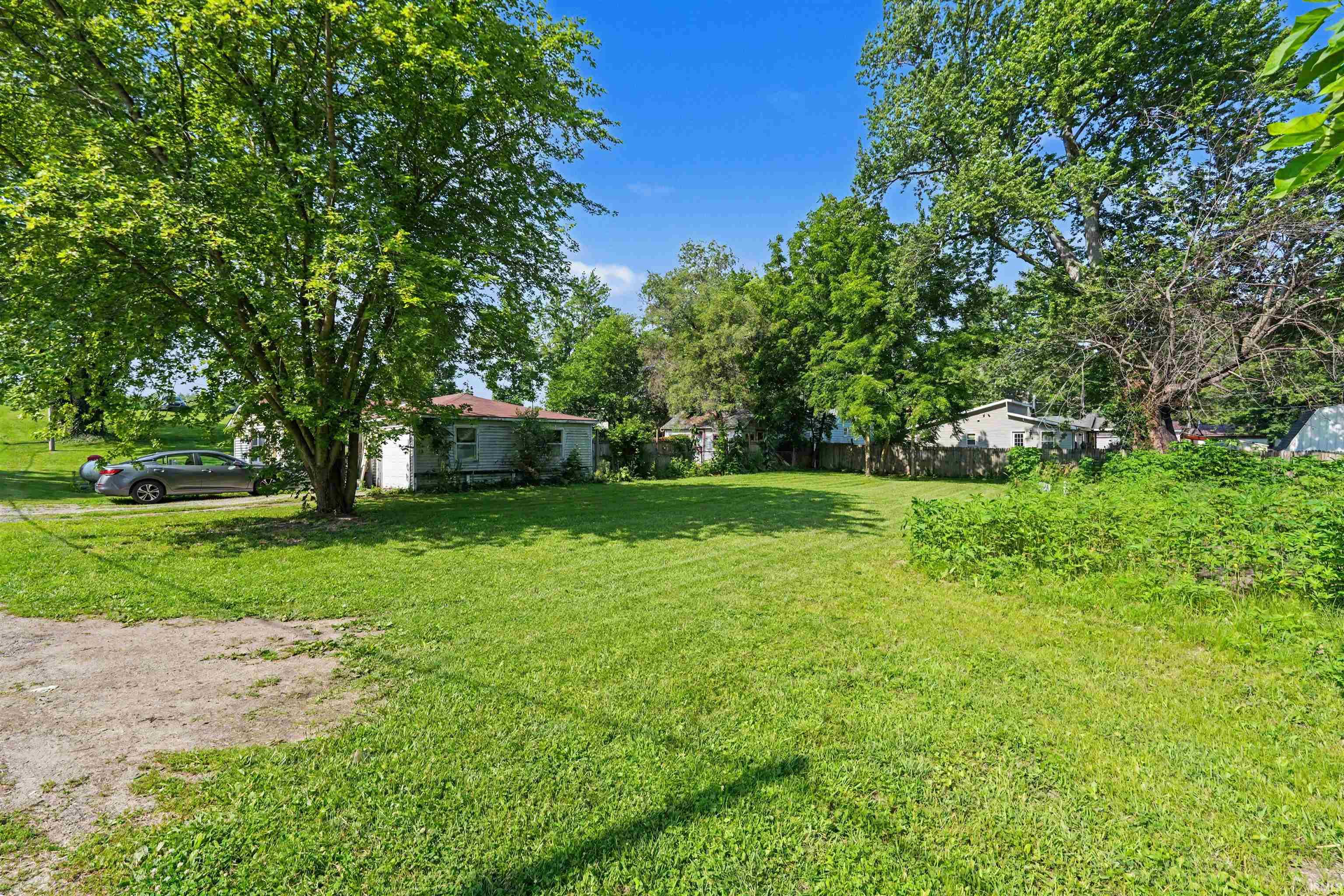 Photo 1 of 724 S April Drive