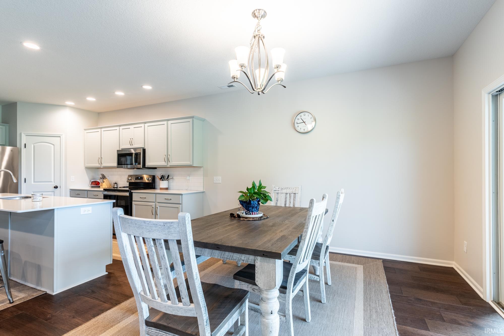 Photo 11 of 1276 Bunting Drive