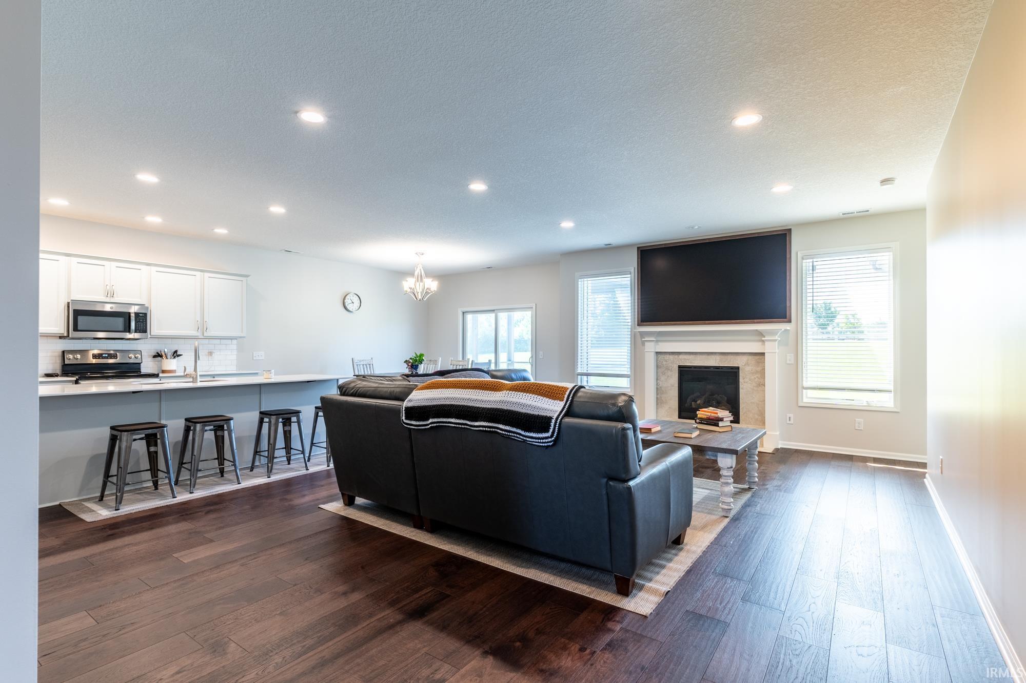 Photo 3 of 1276 Bunting Drive
