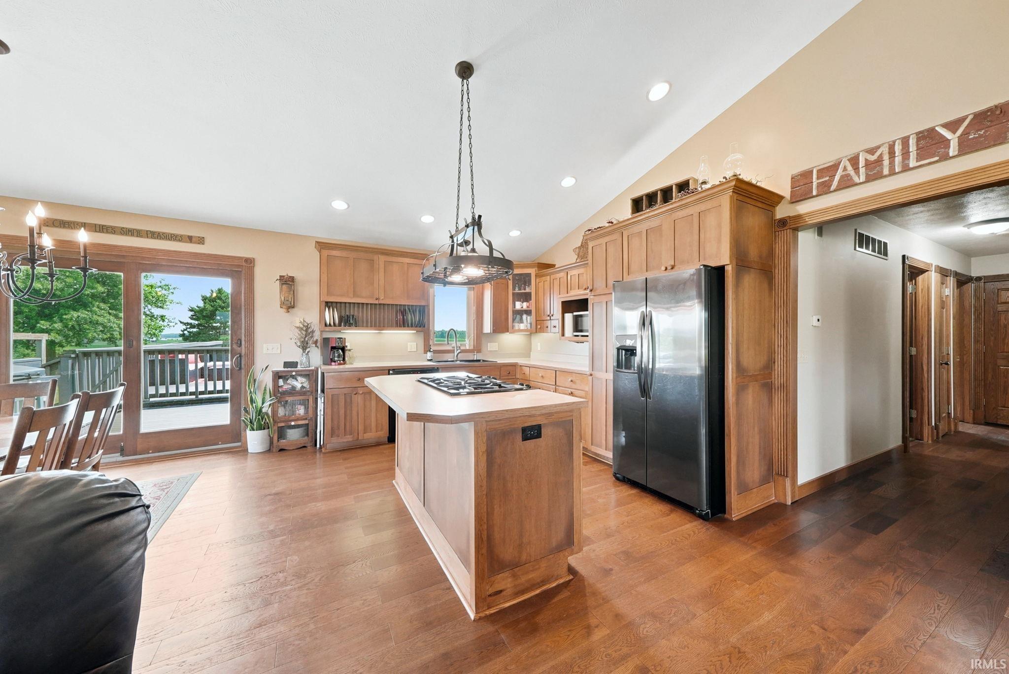Photo 19 of 4386 E 500 N