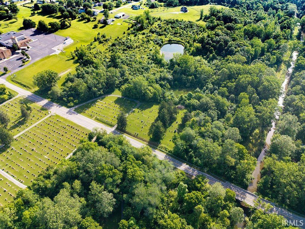 Photo 8 of 300 W Woodview