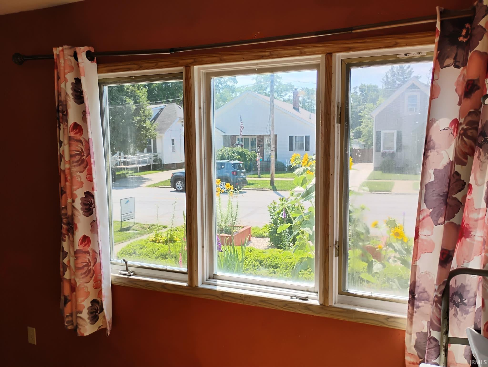 3rd image of 354 W 12 St, Peru, IN 46970 | MLS# 202626186