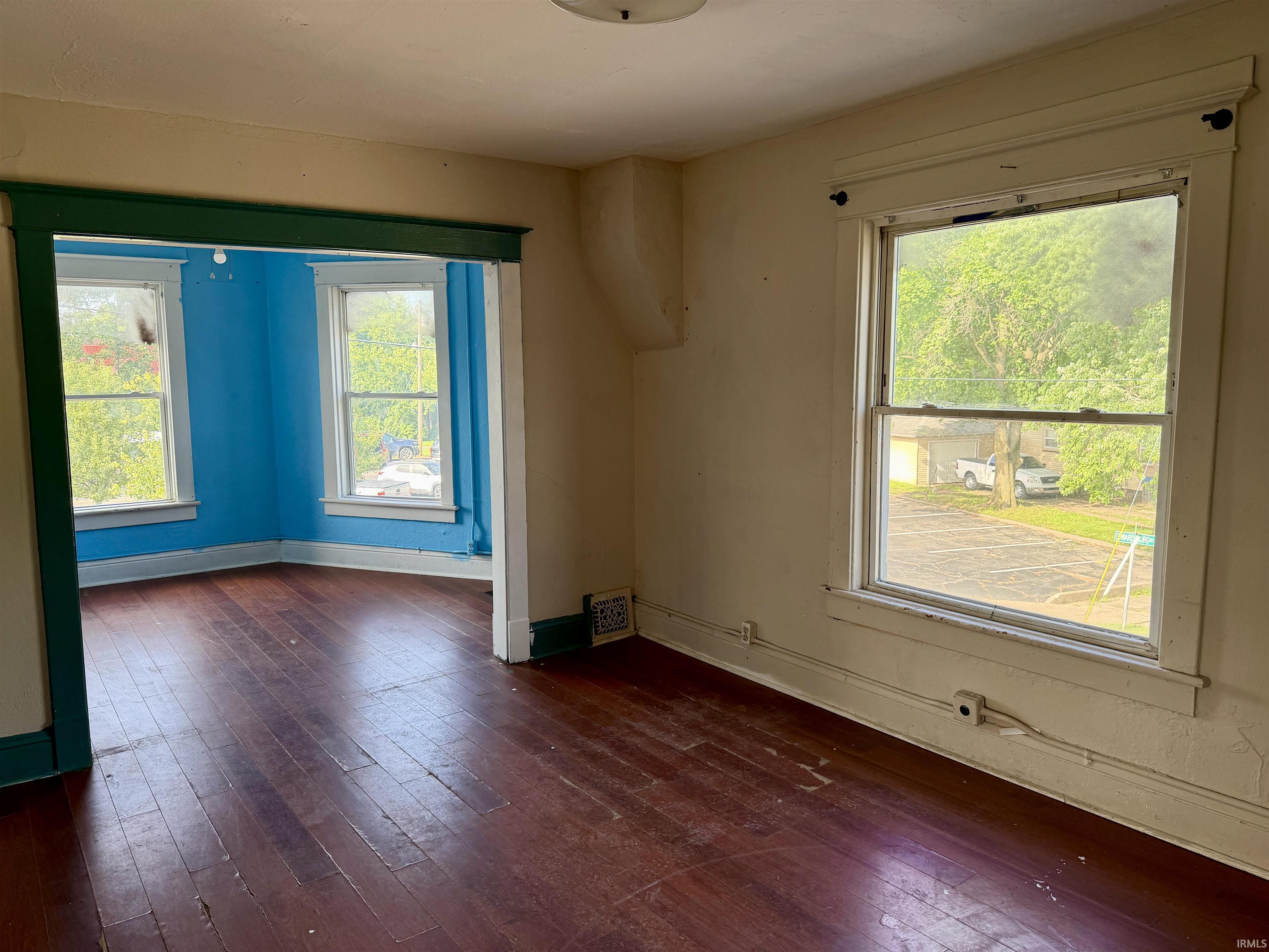 Photo 11 of 1165 Edwardsburg Avenue