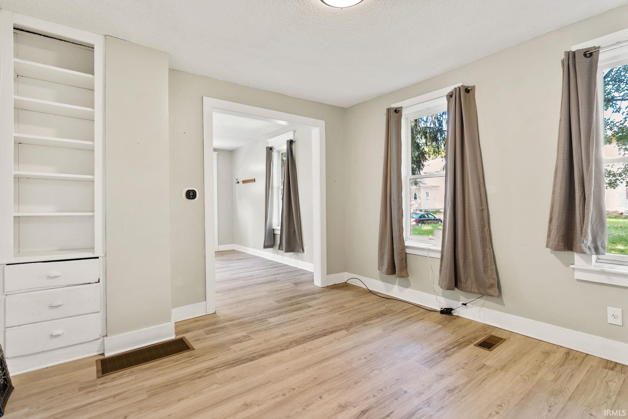 Photo 10 of 421 Poplar Street