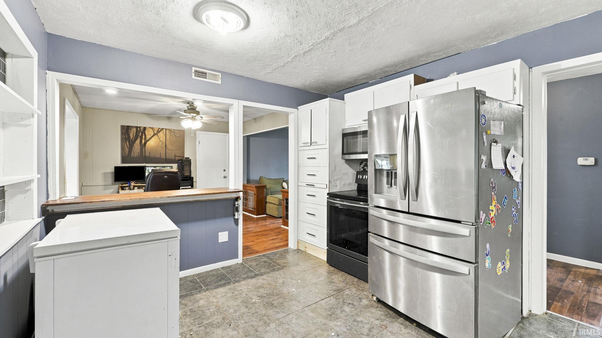 Photo 11 of 4622 Lake Avenue