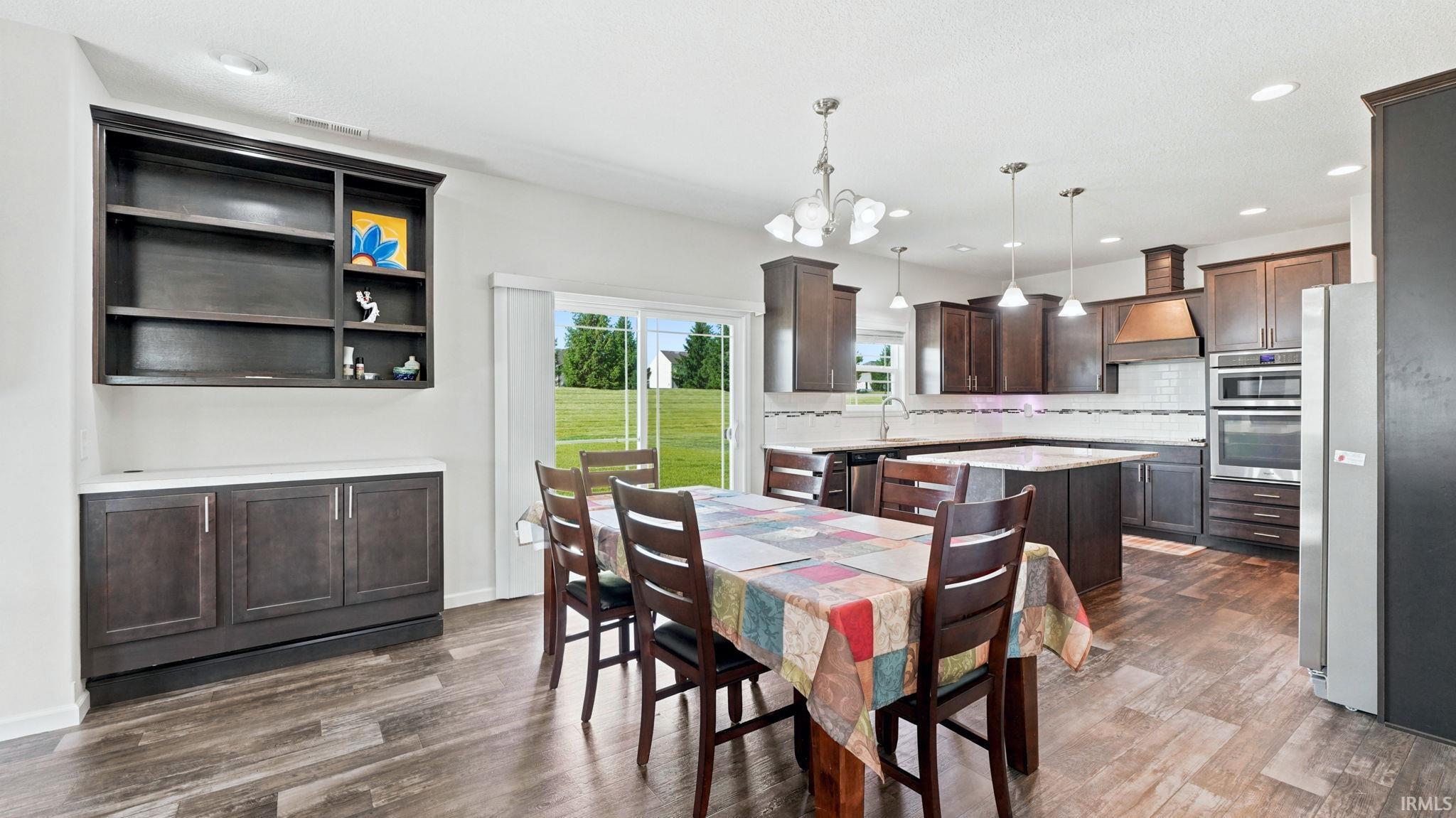 Photo 3 of 13281 Mera Cove